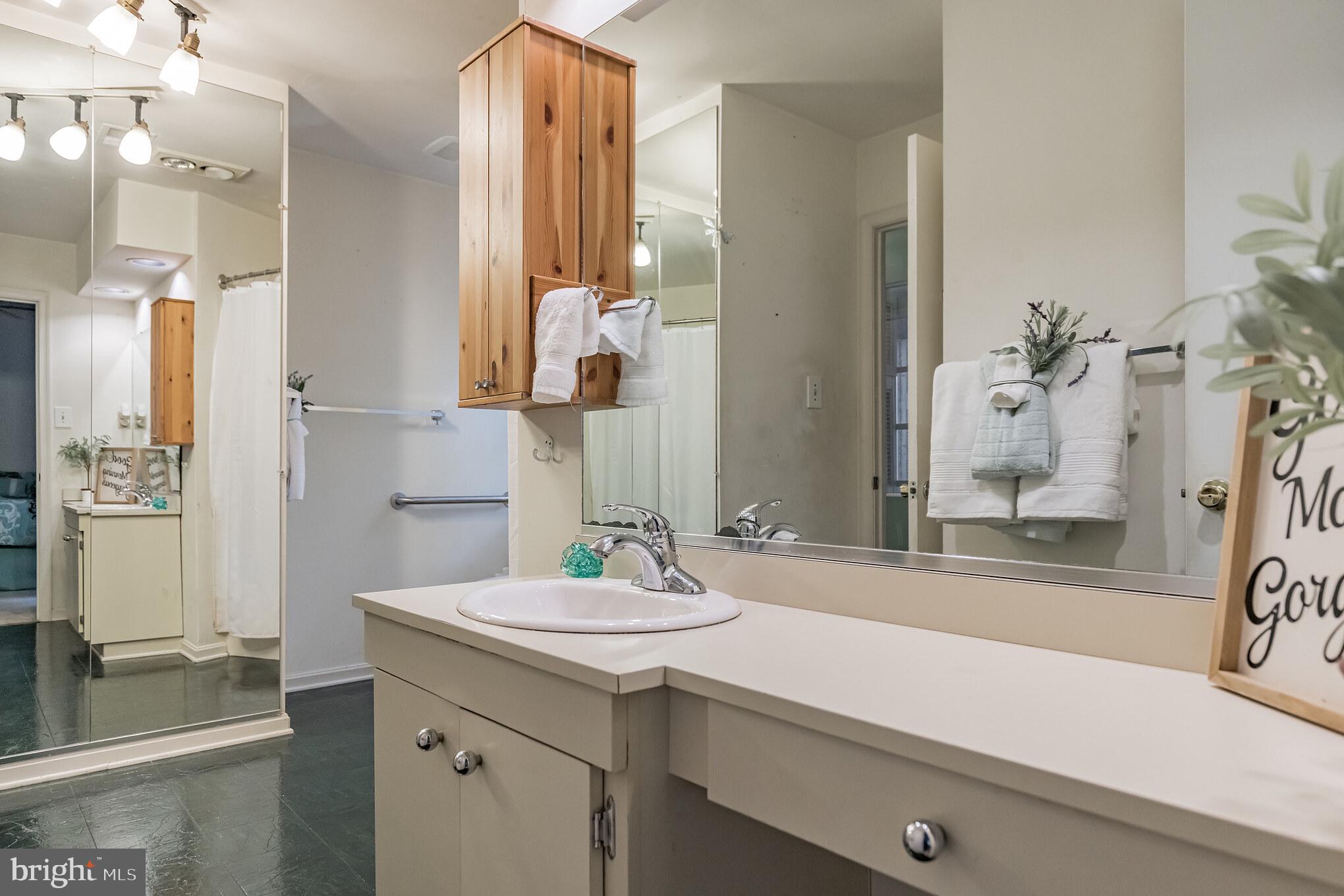 HUNTINGTON - Residential