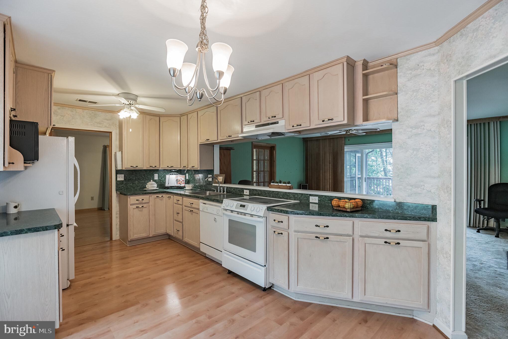 HUNTINGTON - Residential