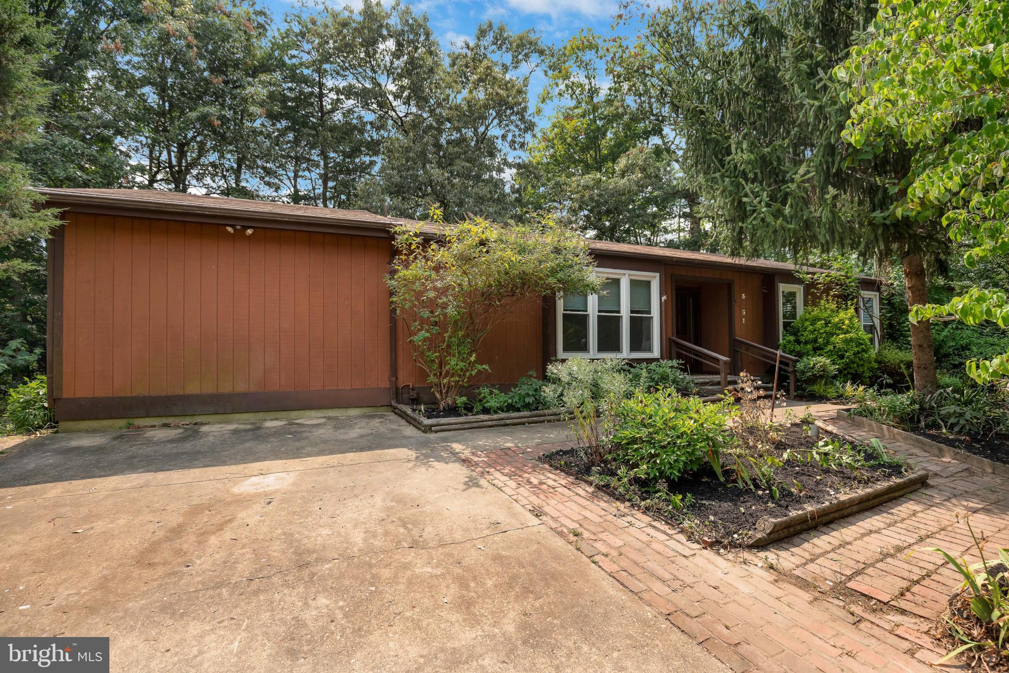 HUNTINGTON - Residential