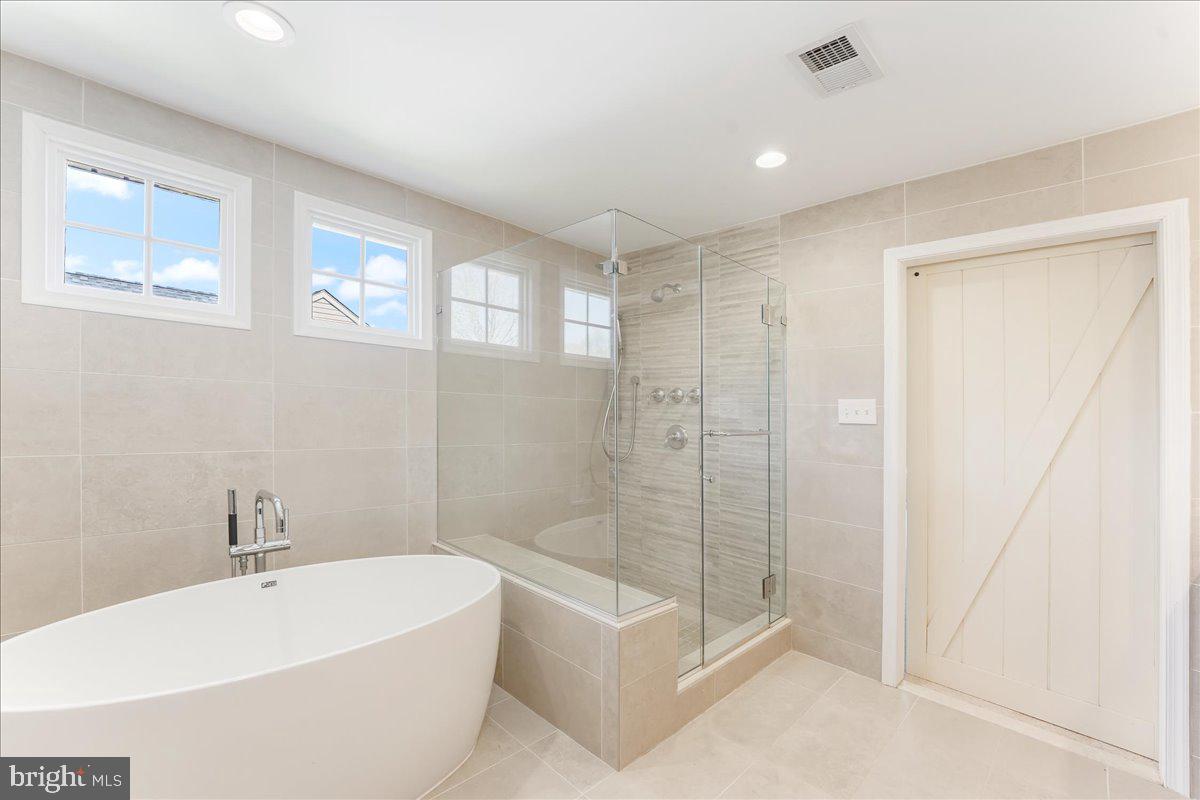 CONCORD WOODS - Residential