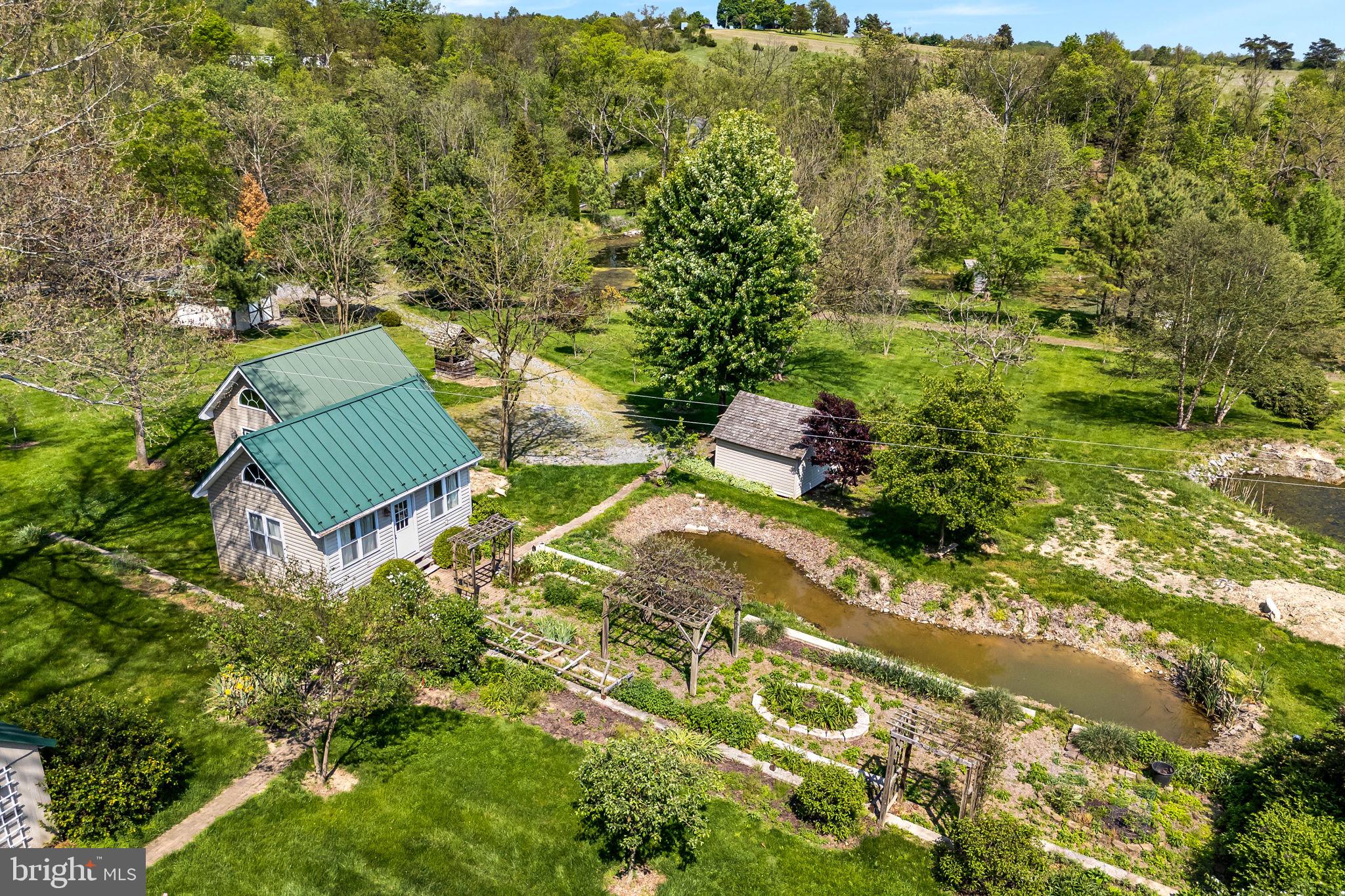 844 OPOSSUM LAKE ROAD