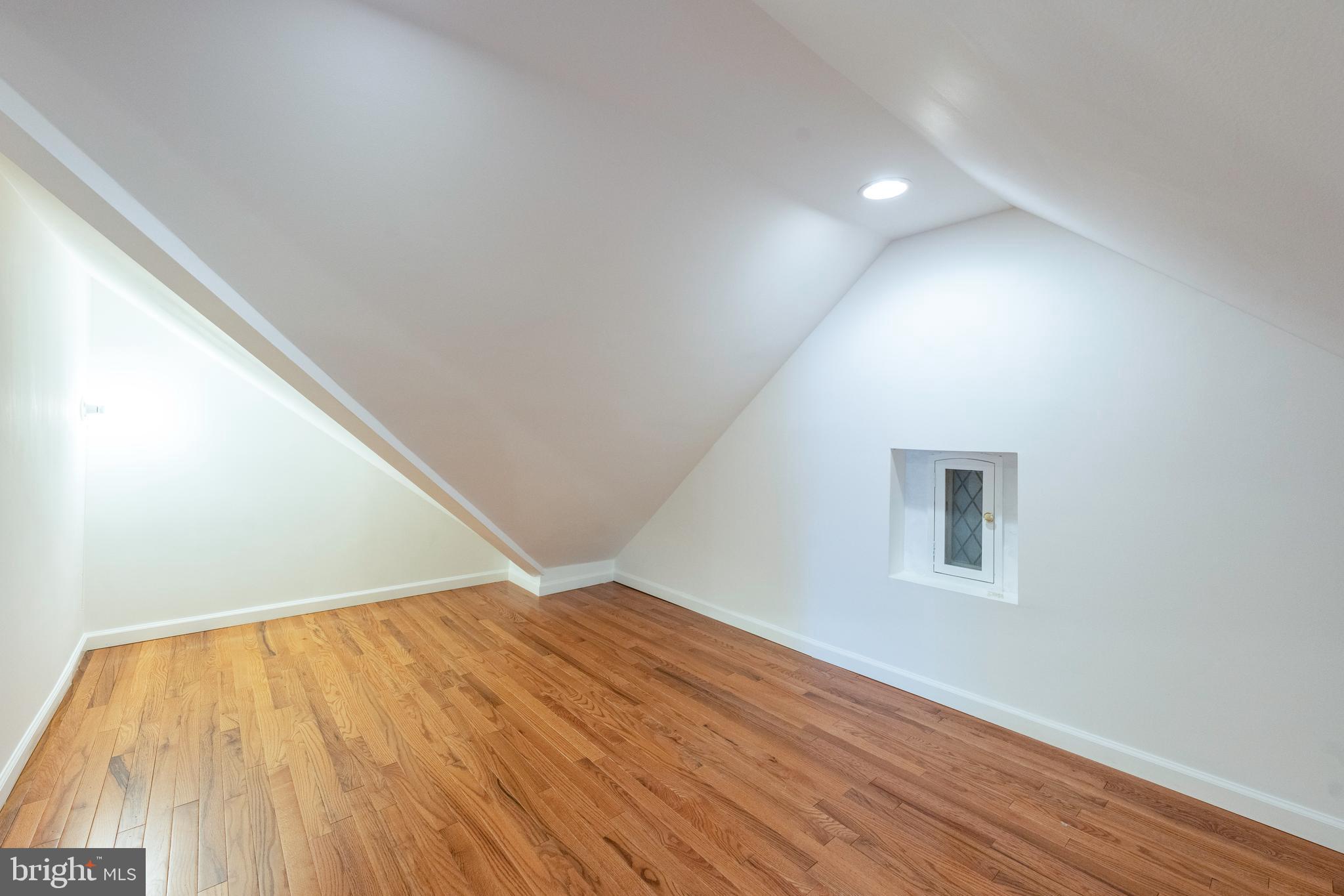 SUMNER - Residential Lease