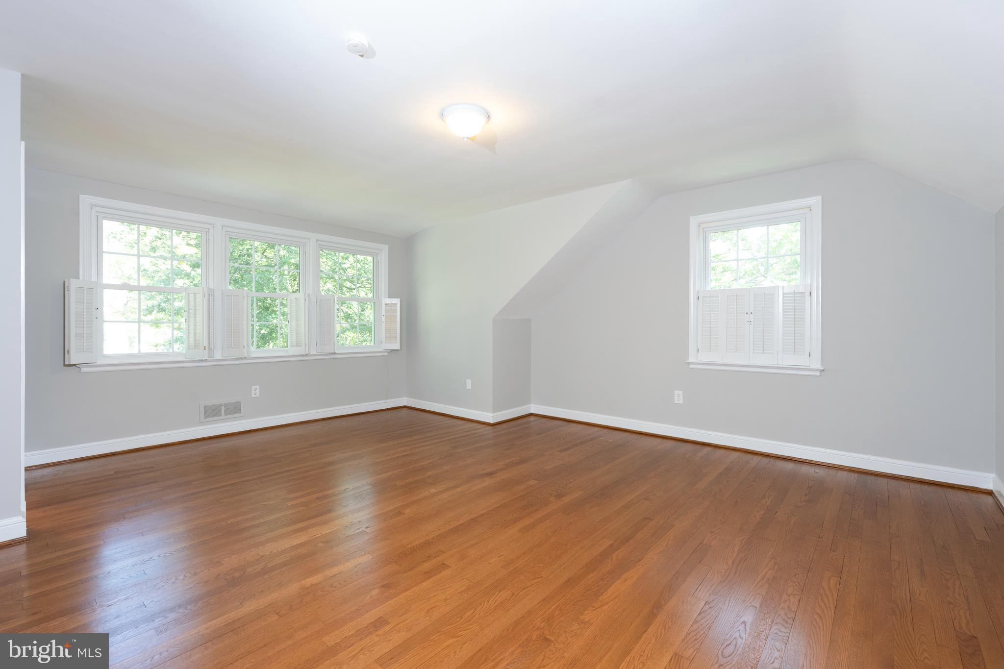 SUMNER - Residential Lease