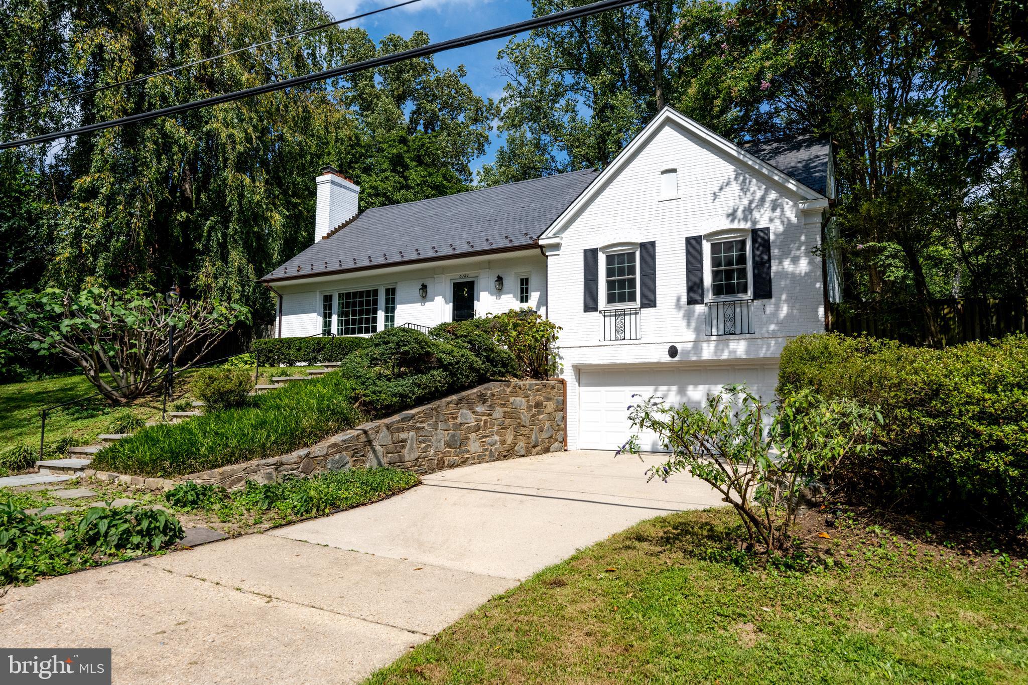 SUMNER - Residential Lease