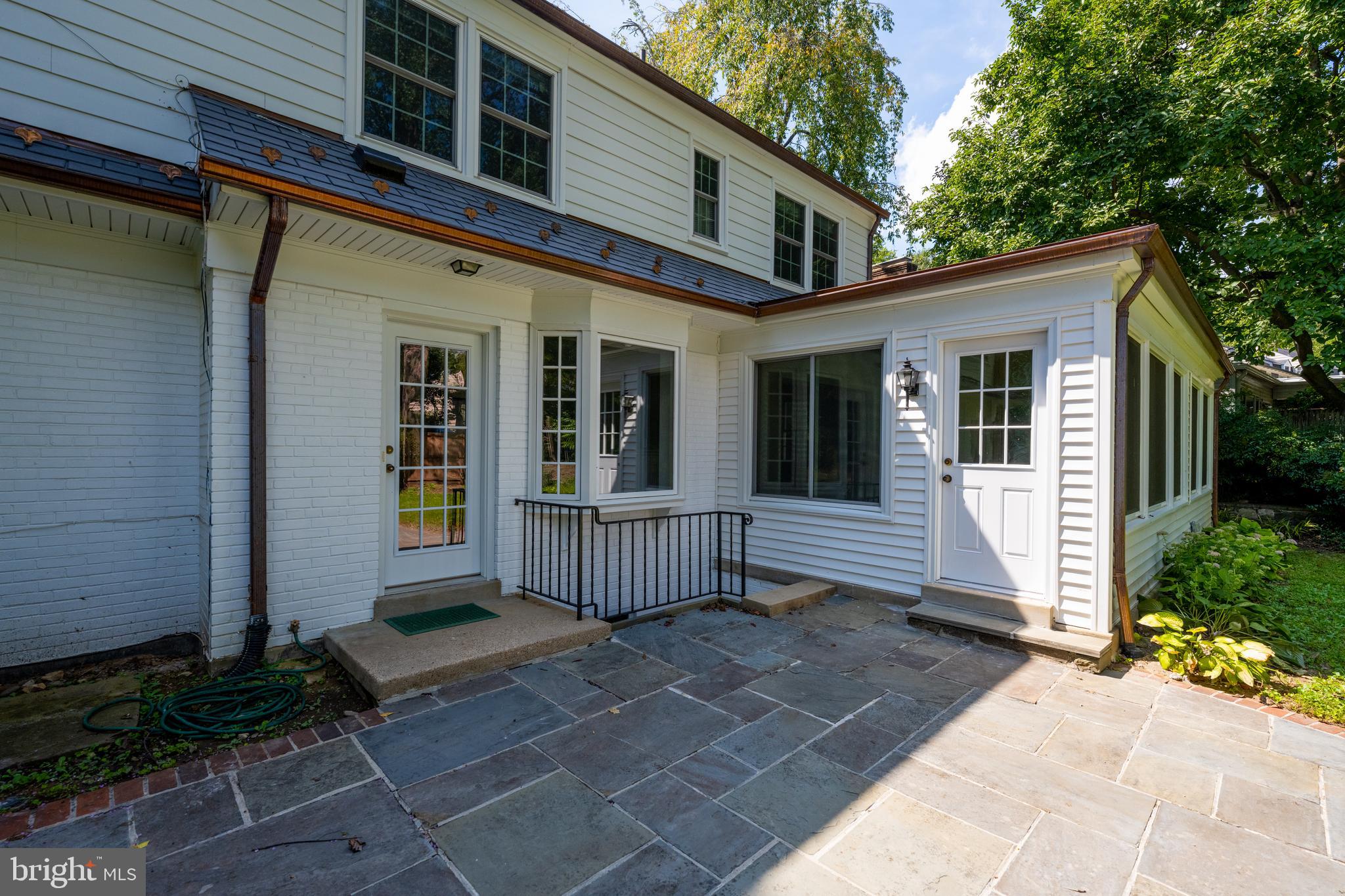 SUMNER - Residential Lease