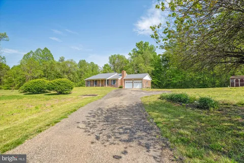 13245 Croom Road, Upper Marlboro, MD MLS: MDPG2152152