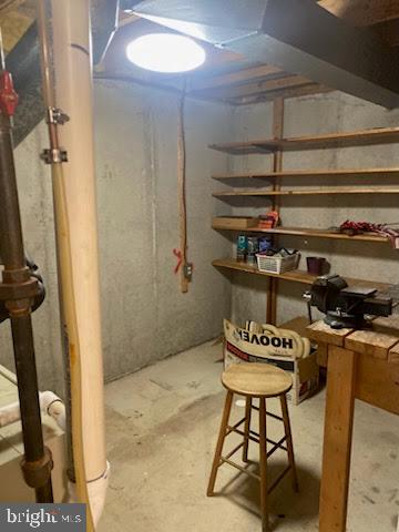 HUNTERS RUN - Residential