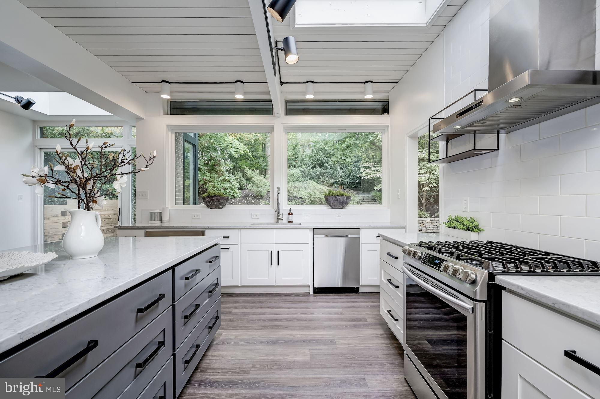 GLEN ECHO HEIGHTS - Residential