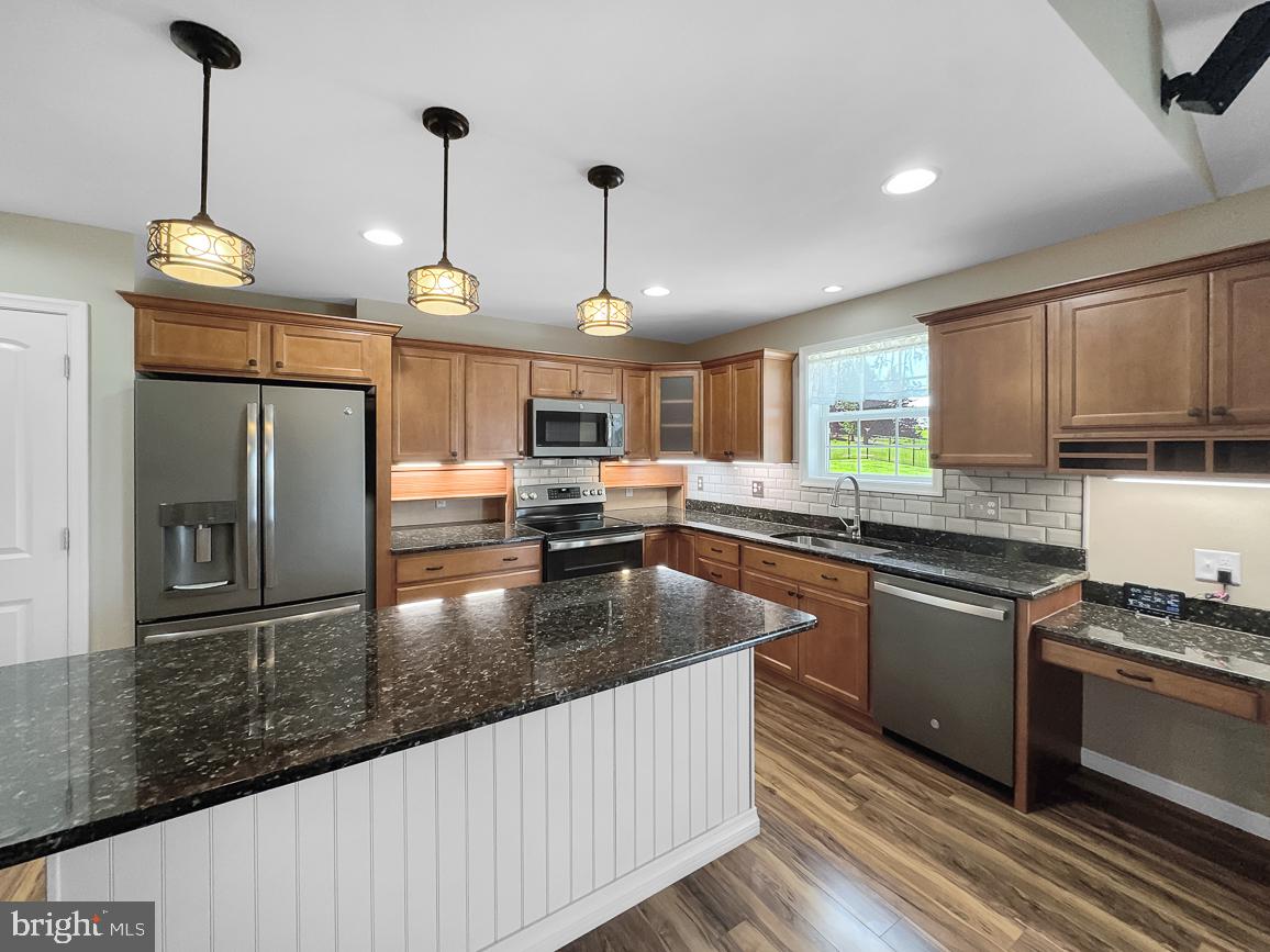 MARBURG POINTE - Residential