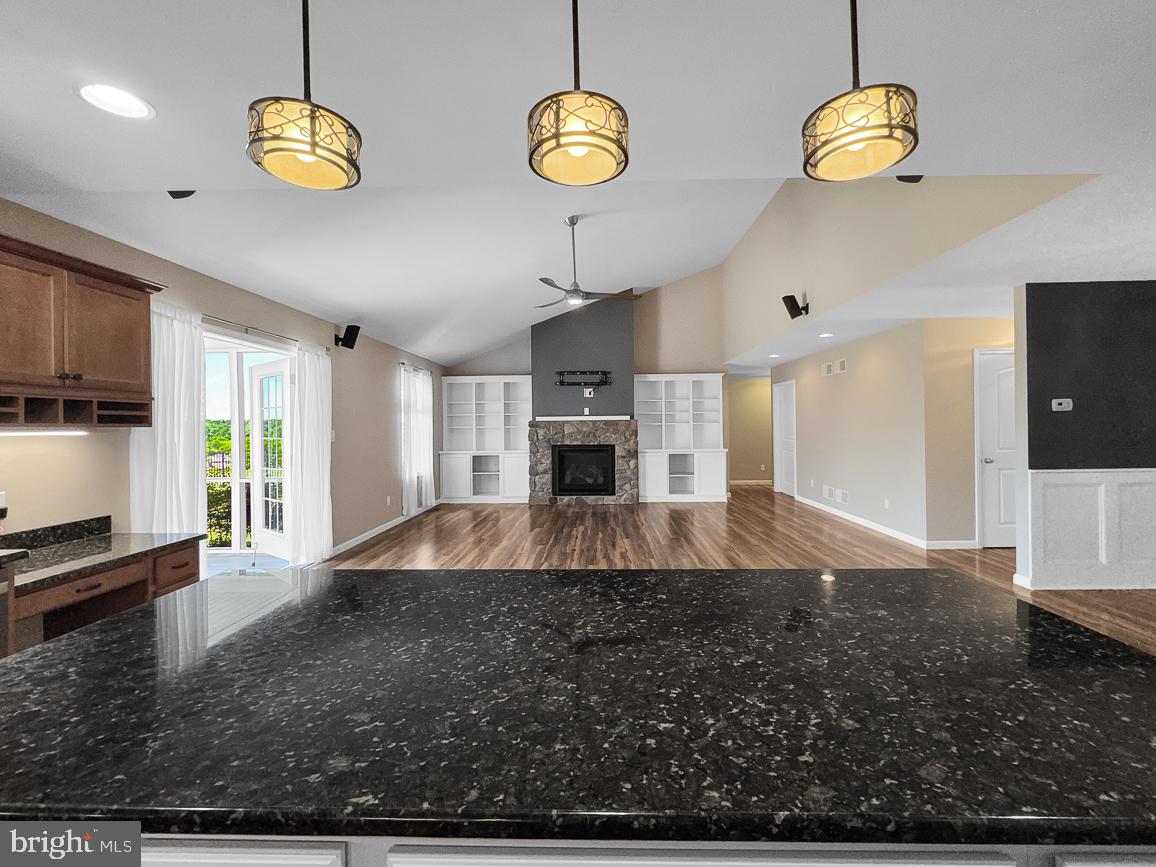 MARBURG POINTE - Residential