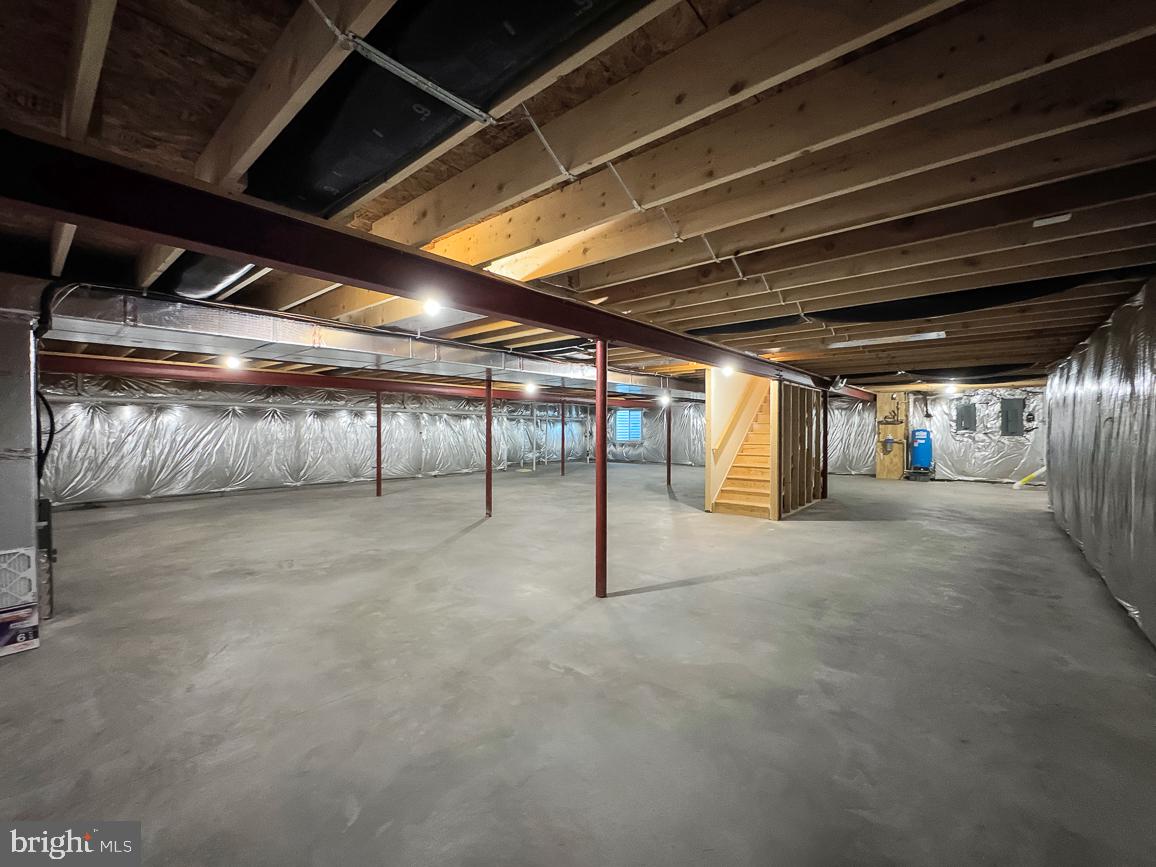 MARBURG POINTE - Residential