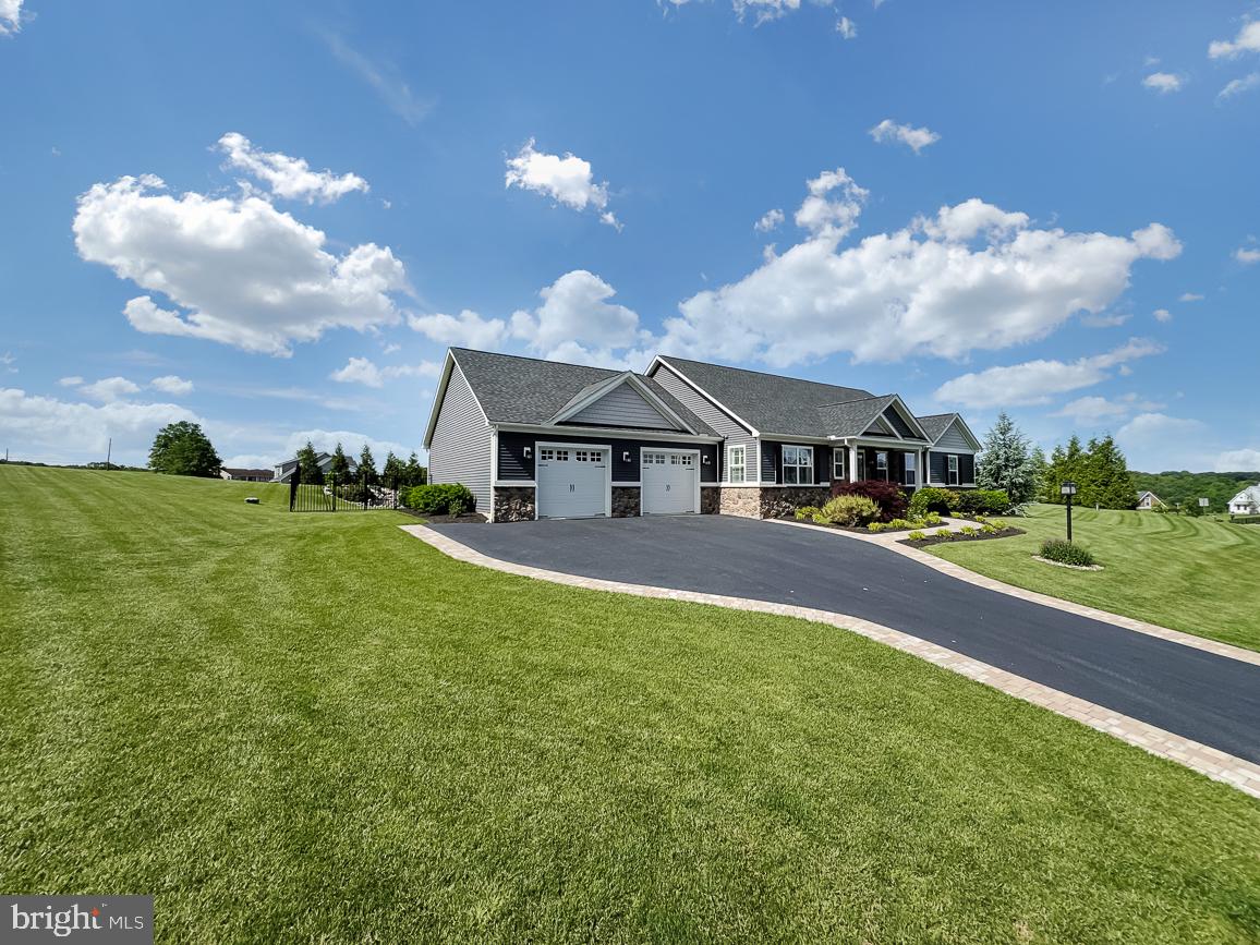 MARBURG POINTE - Residential