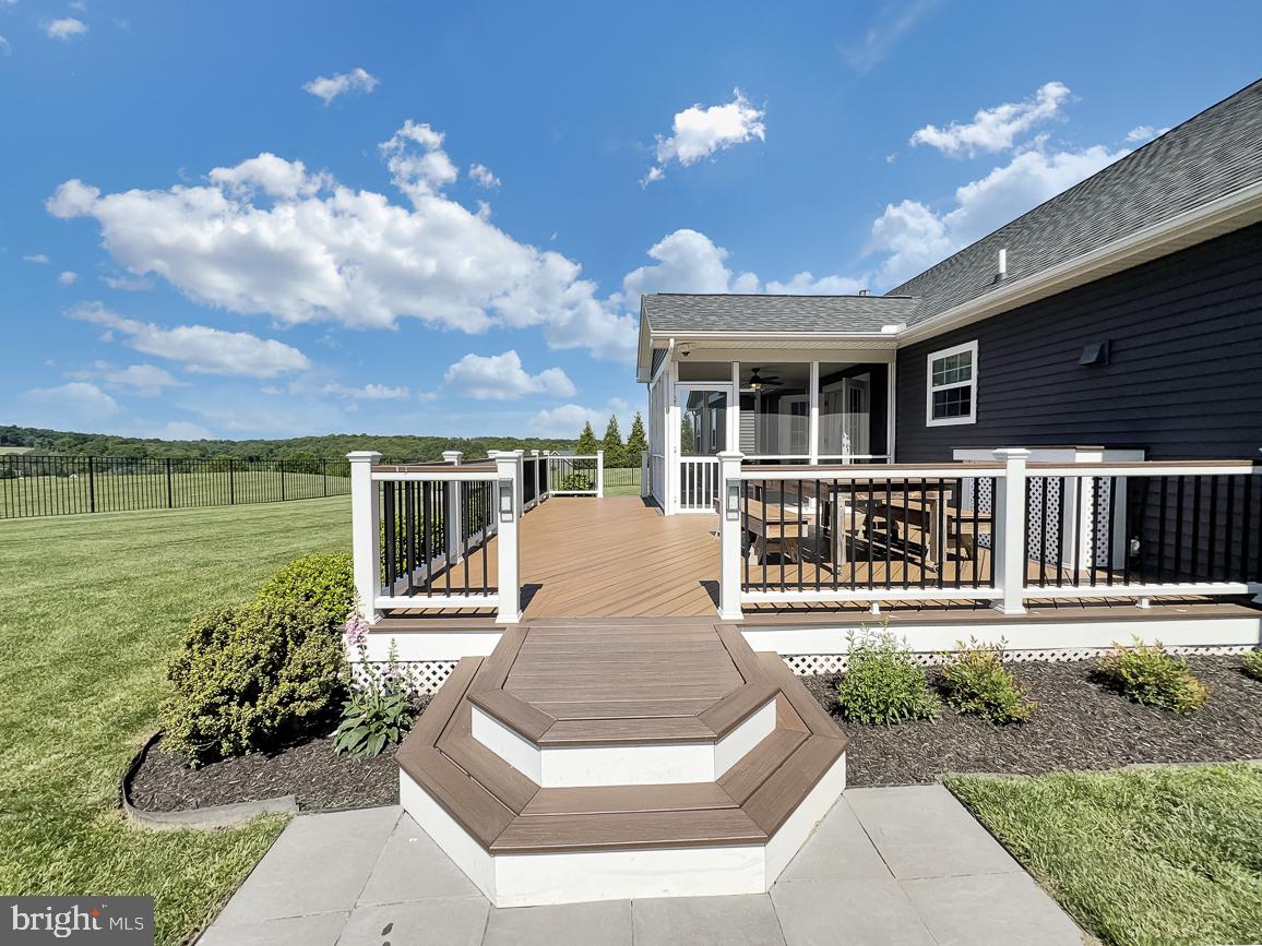 MARBURG POINTE - Residential