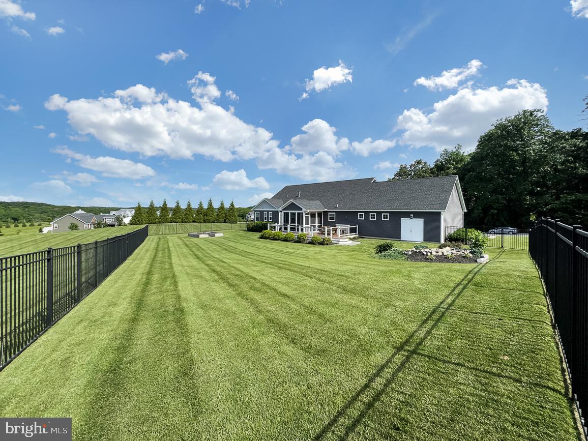 MARBURG POINTE - Residential