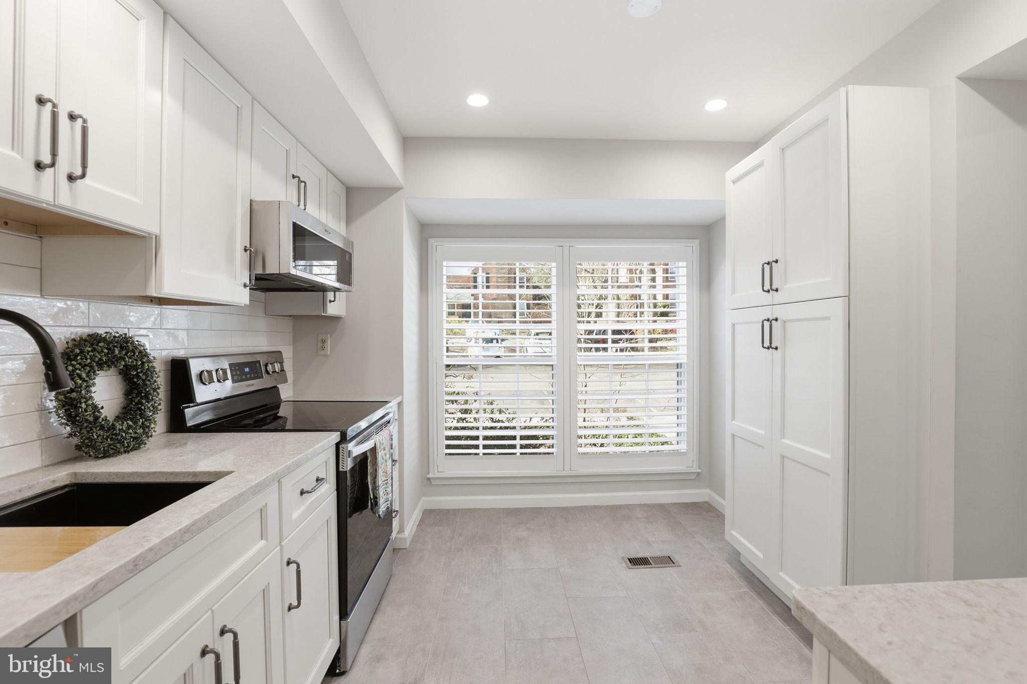 2544 S WALTER REED DRIVE B