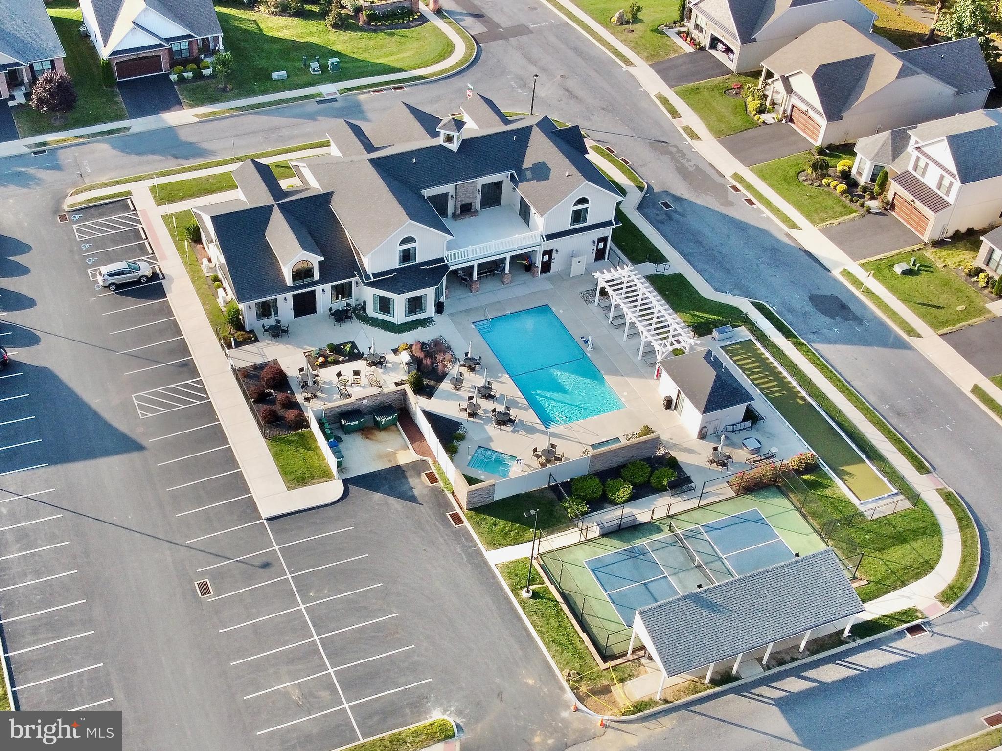 INDIAN CREEK - Residential