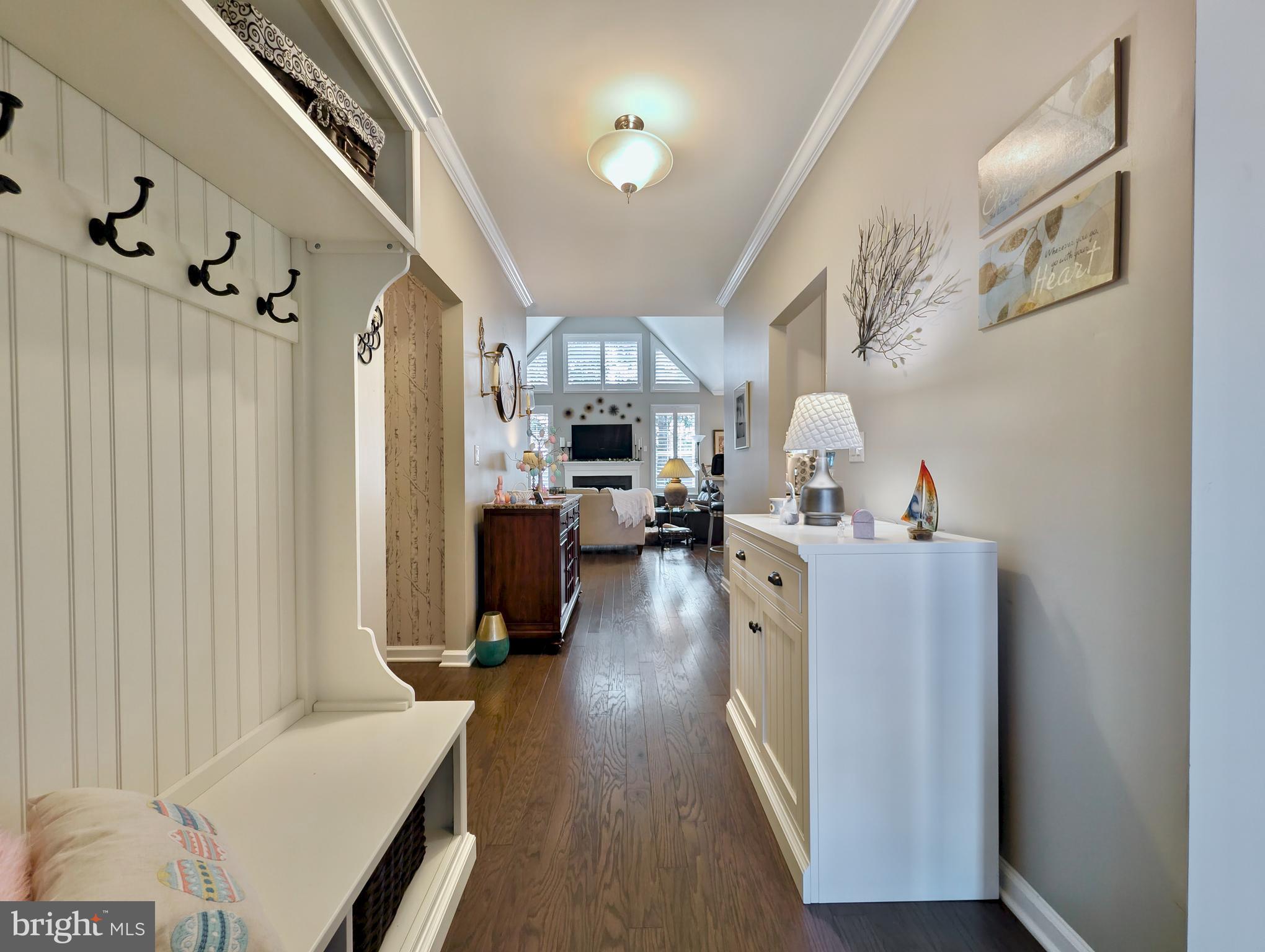 INDIAN CREEK - Residential