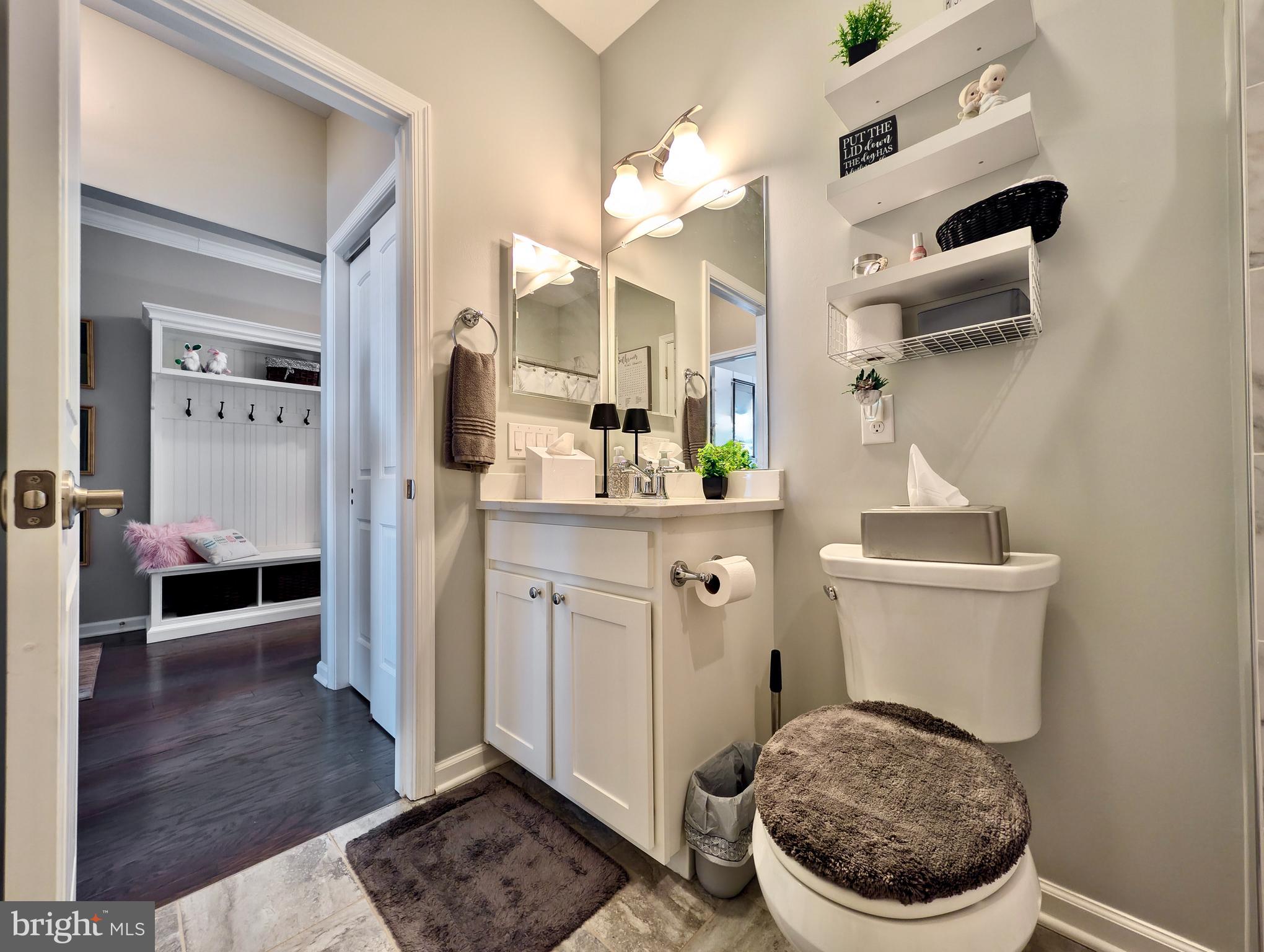 INDIAN CREEK - Residential