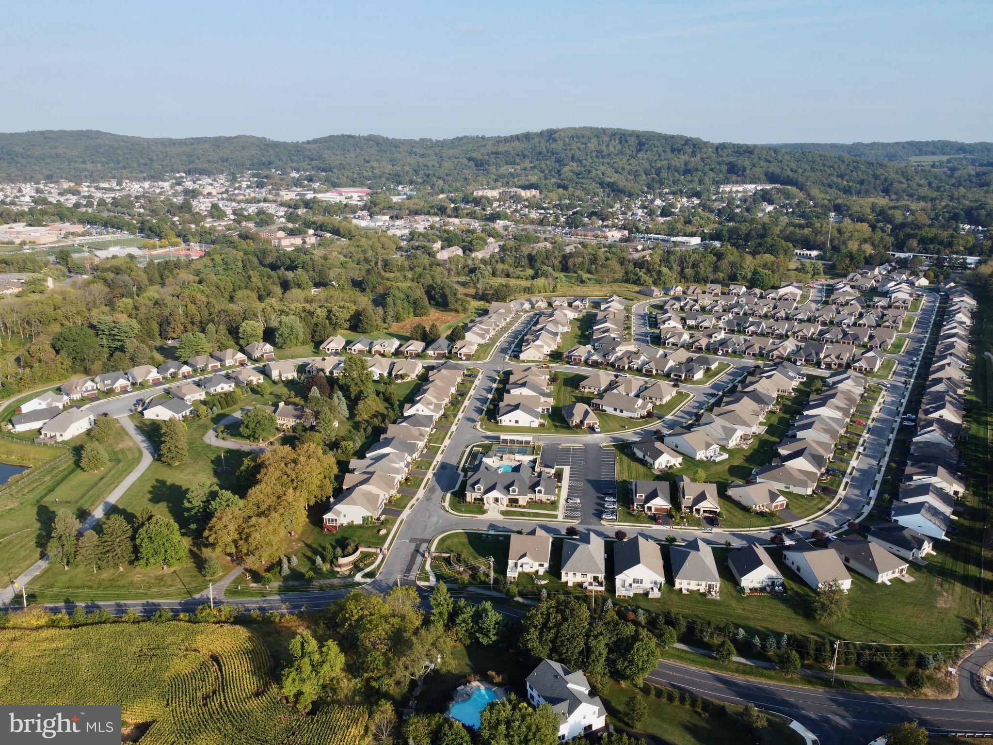 INDIAN CREEK - Residential