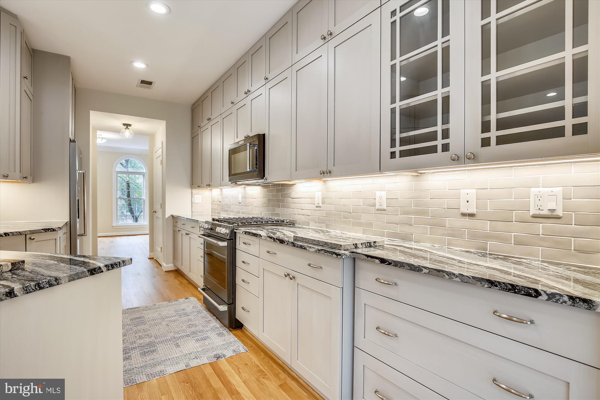 REES ESTATE - Residential Lease