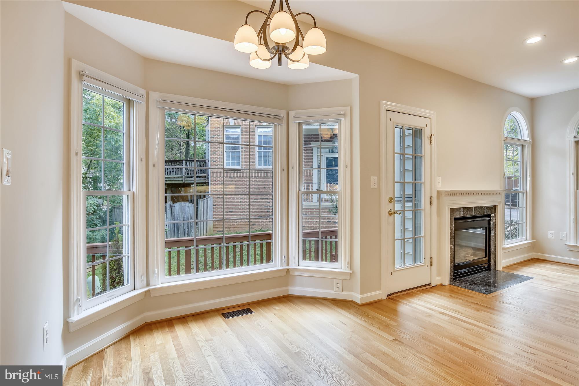 REES ESTATE - Residential Lease