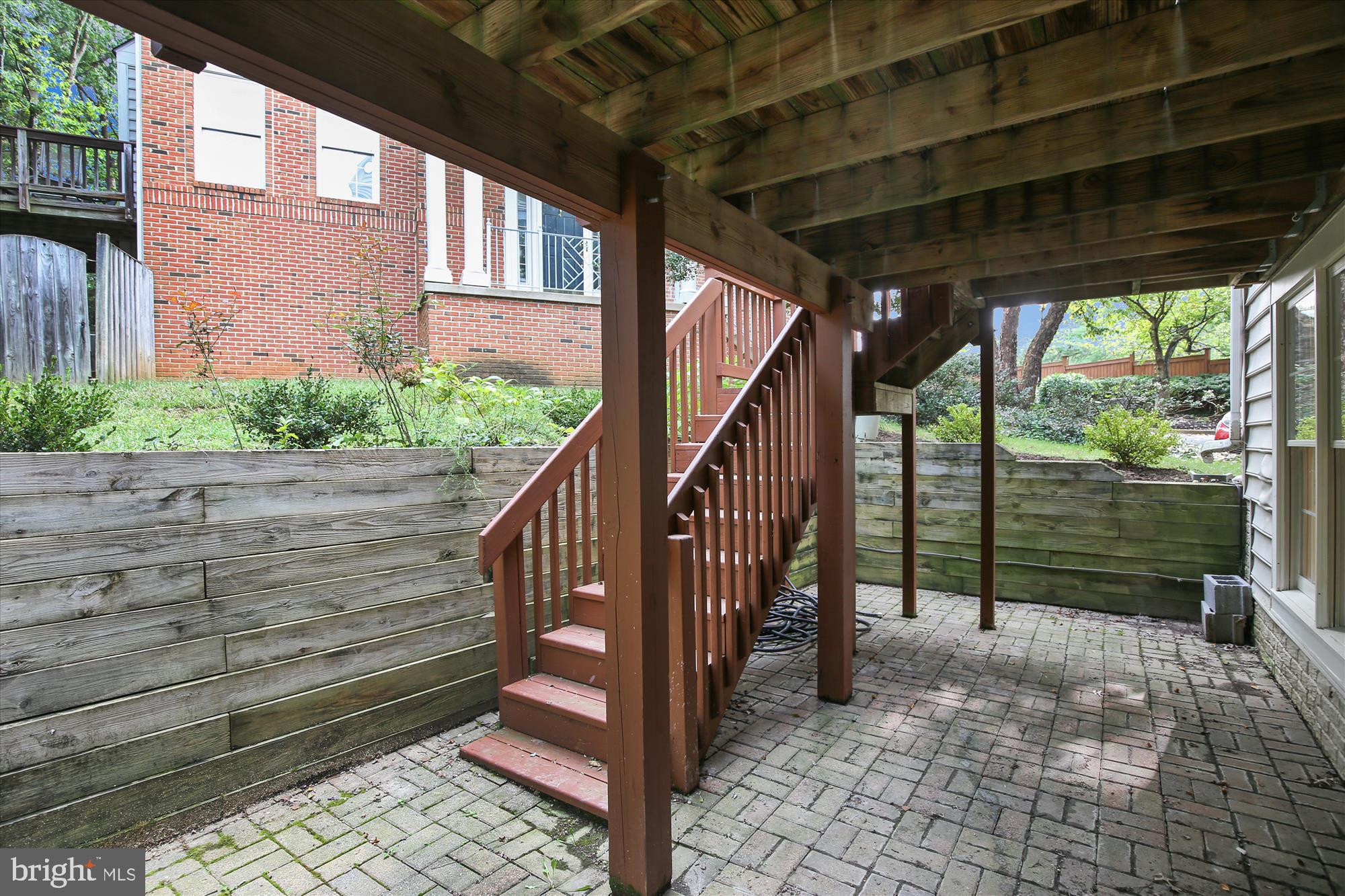 REES ESTATE - Residential Lease