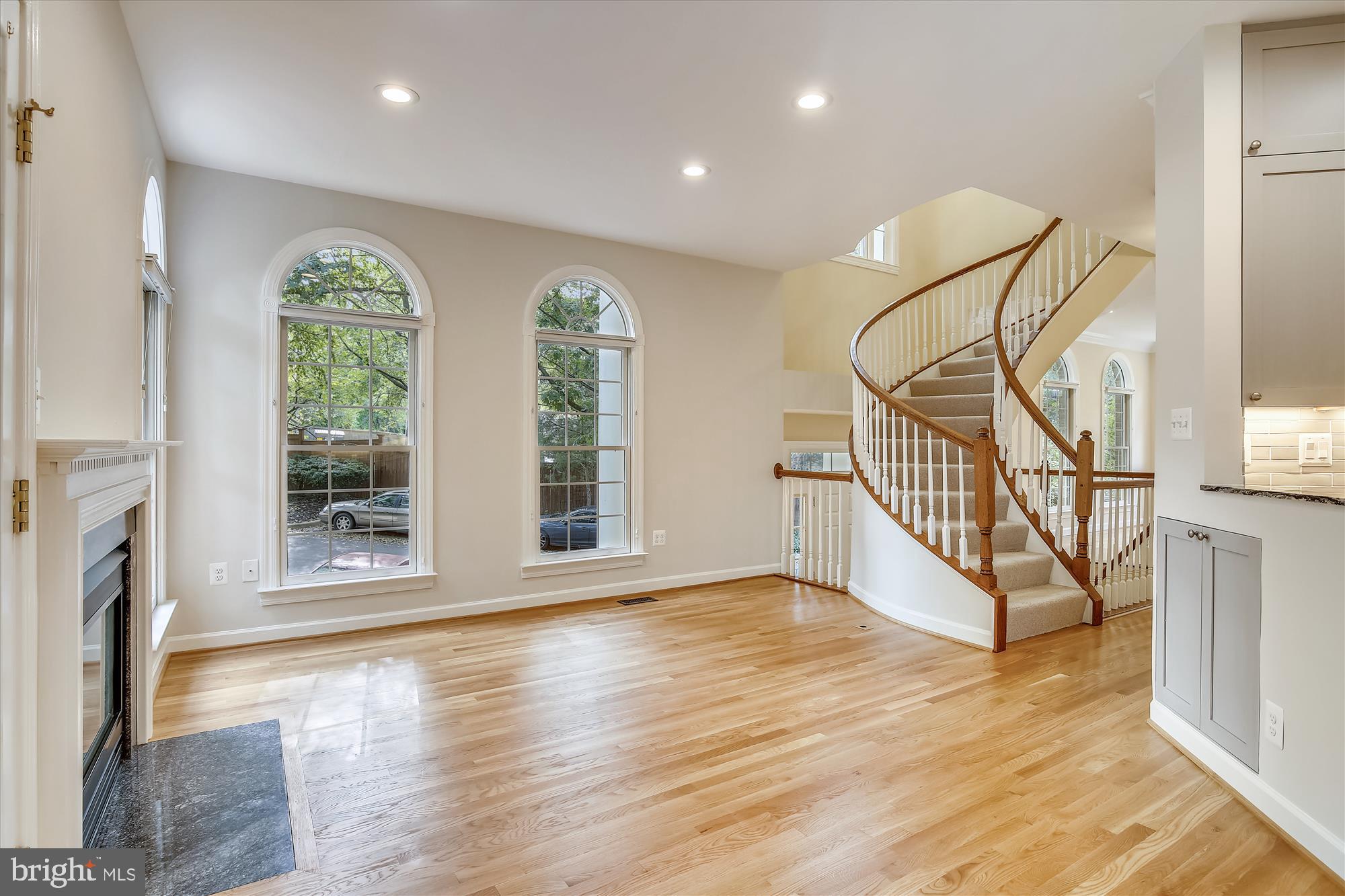 REES ESTATE - Residential Lease