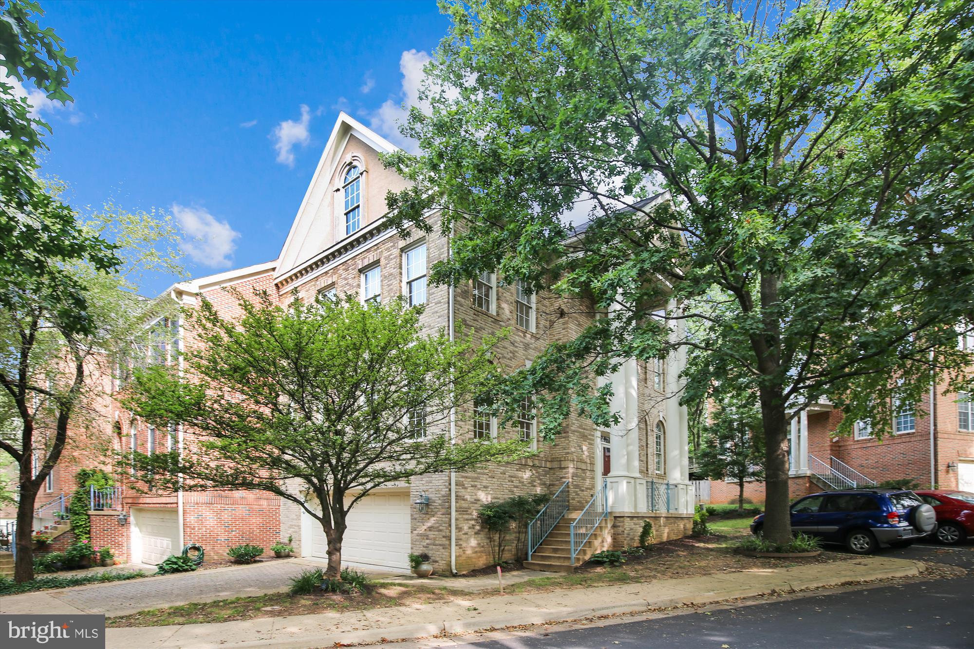 REES ESTATE - Residential Lease