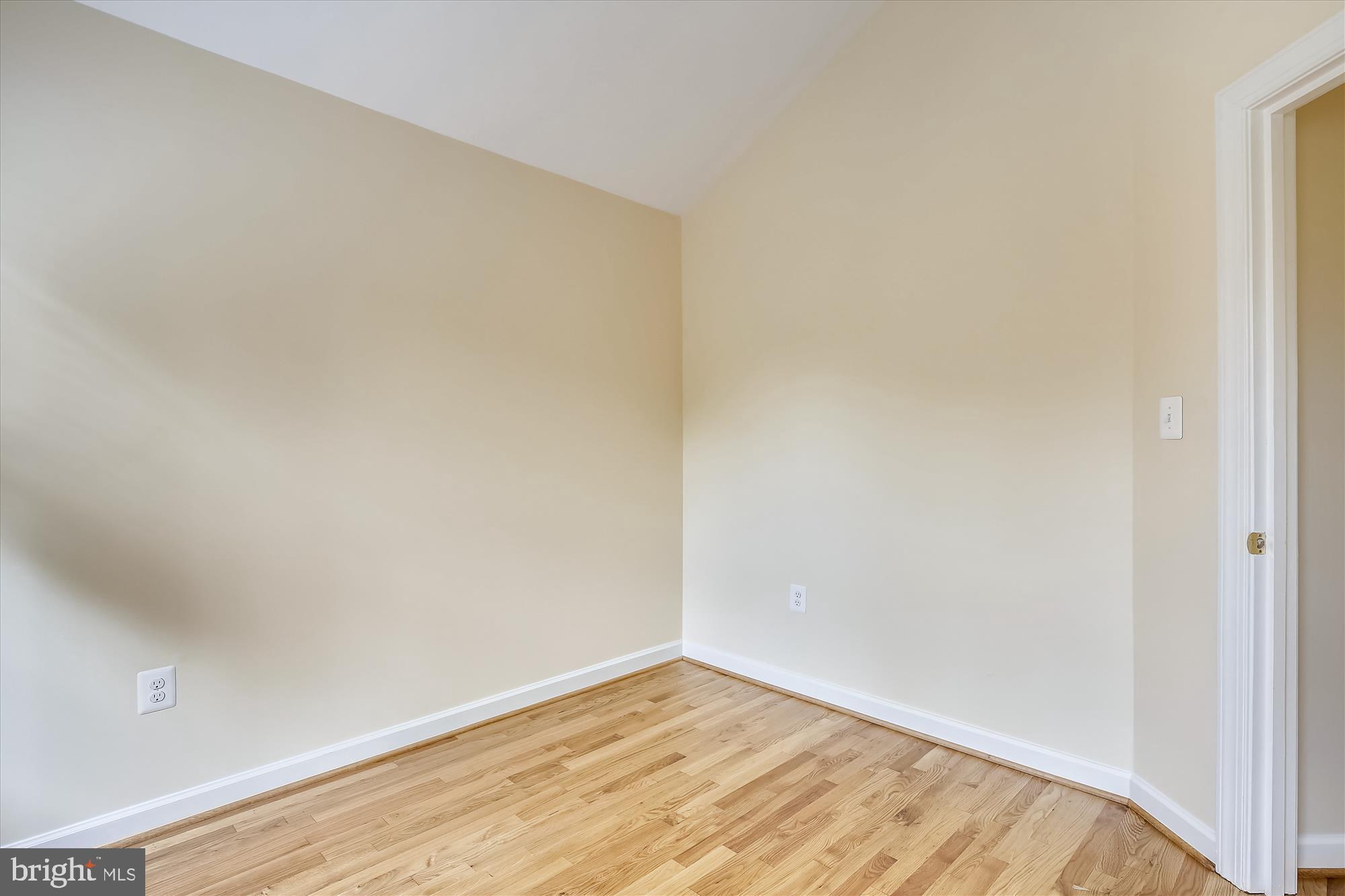 REES ESTATE - Residential Lease