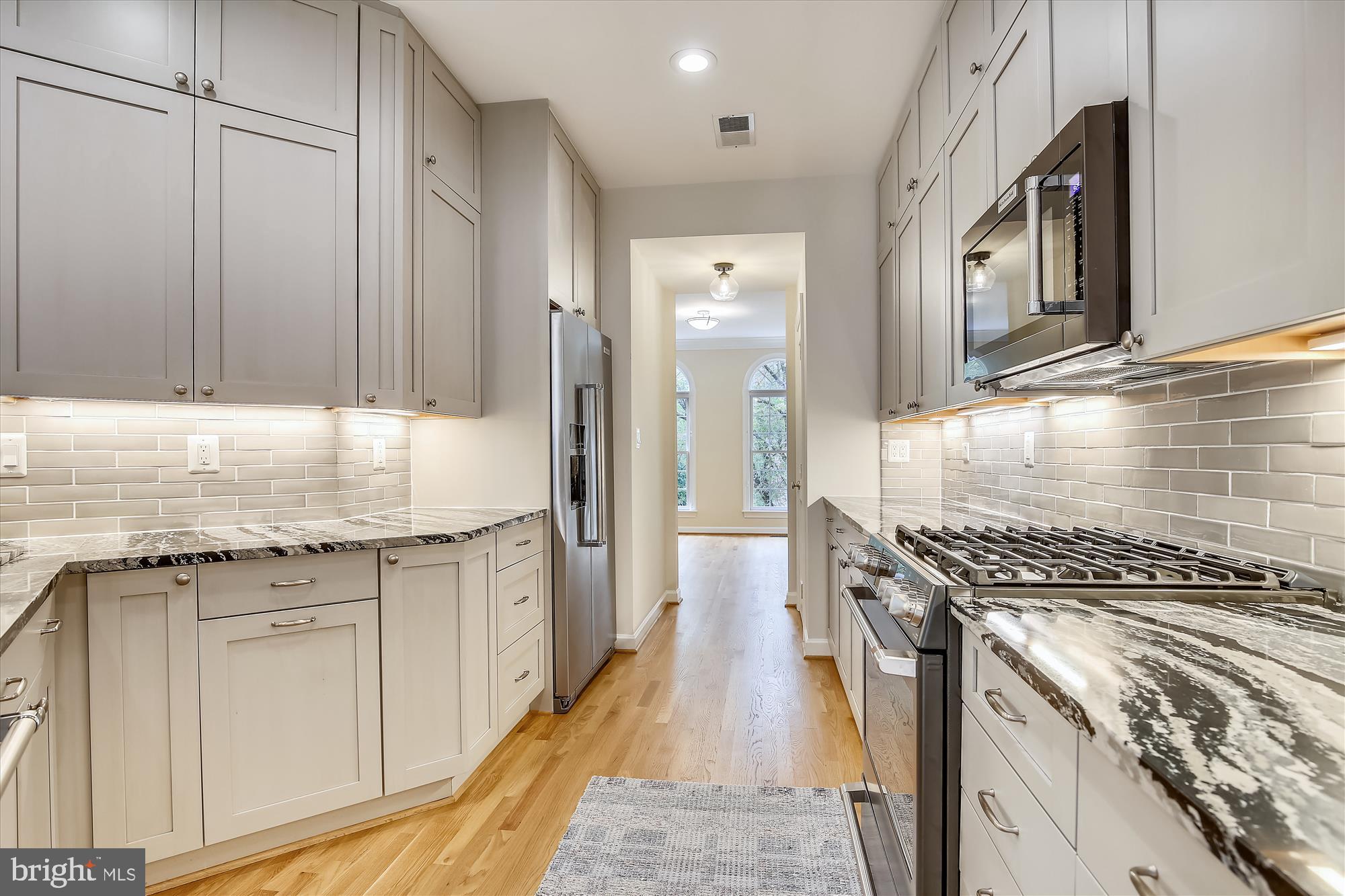 REES ESTATE - Residential Lease