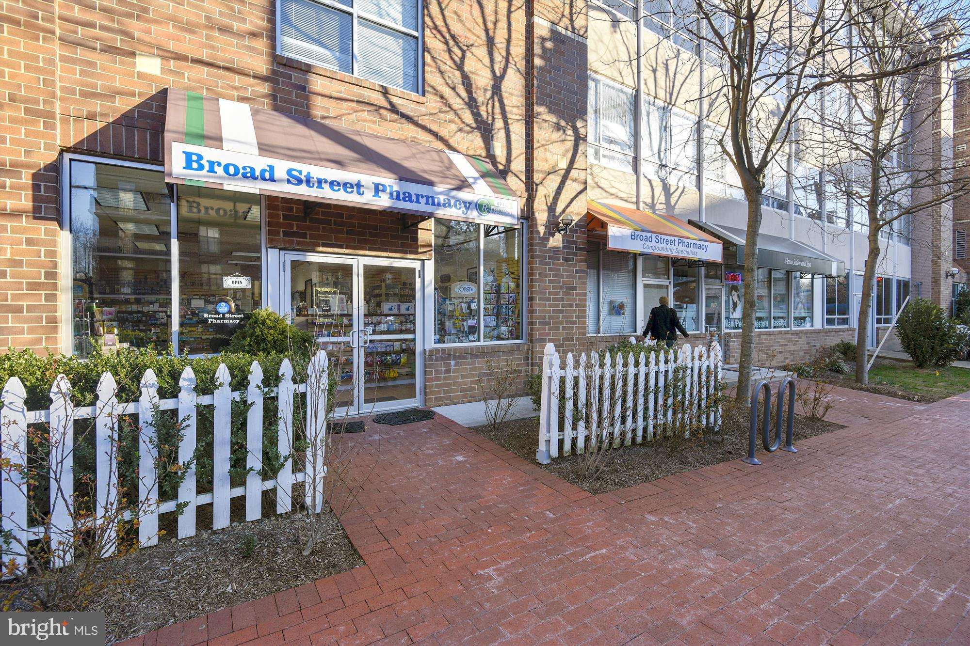 REES ESTATE - Residential Lease