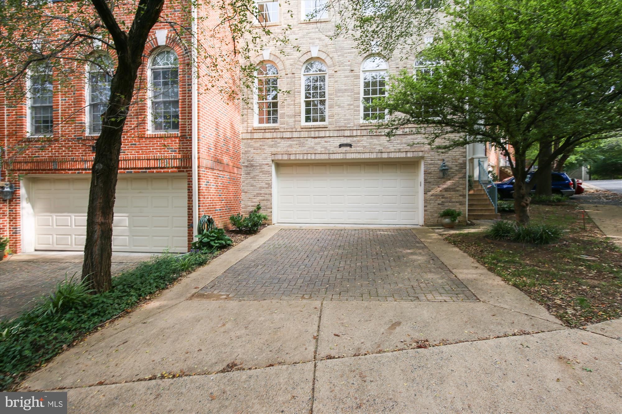 REES ESTATE - Residential Lease