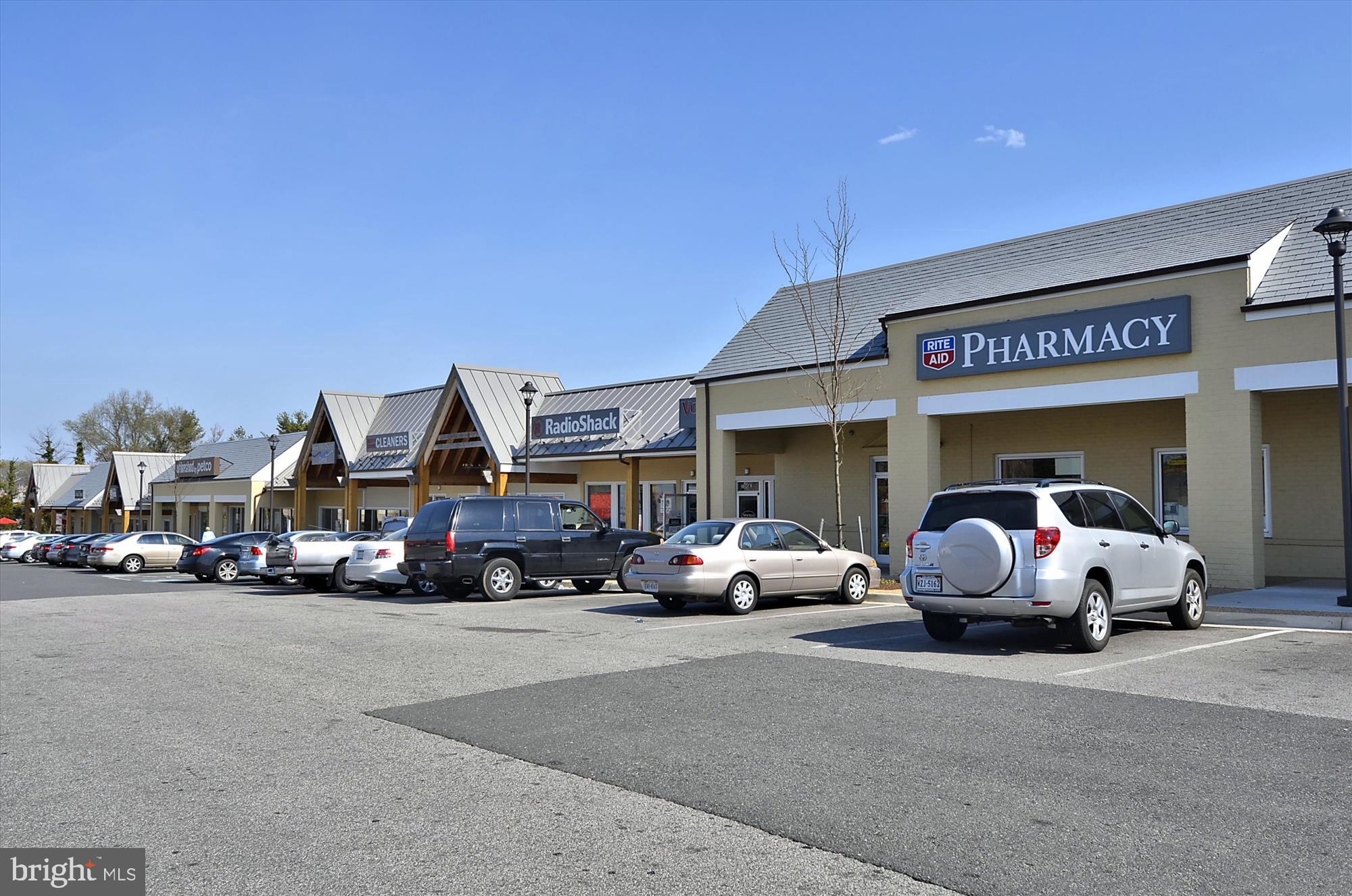 REES ESTATE - Residential Lease