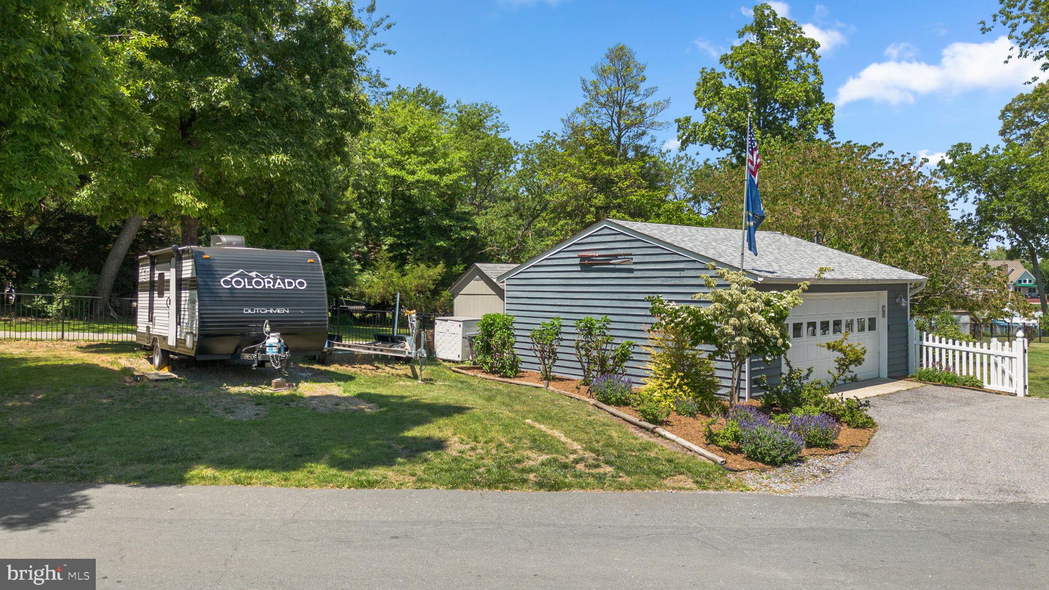 SHORE ACRES - Residential