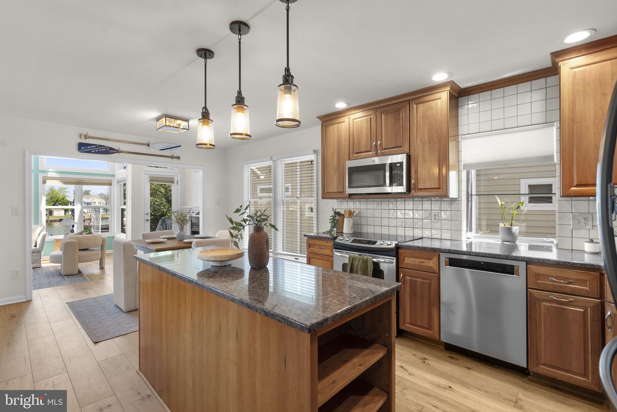 SHORE ACRES - Residential