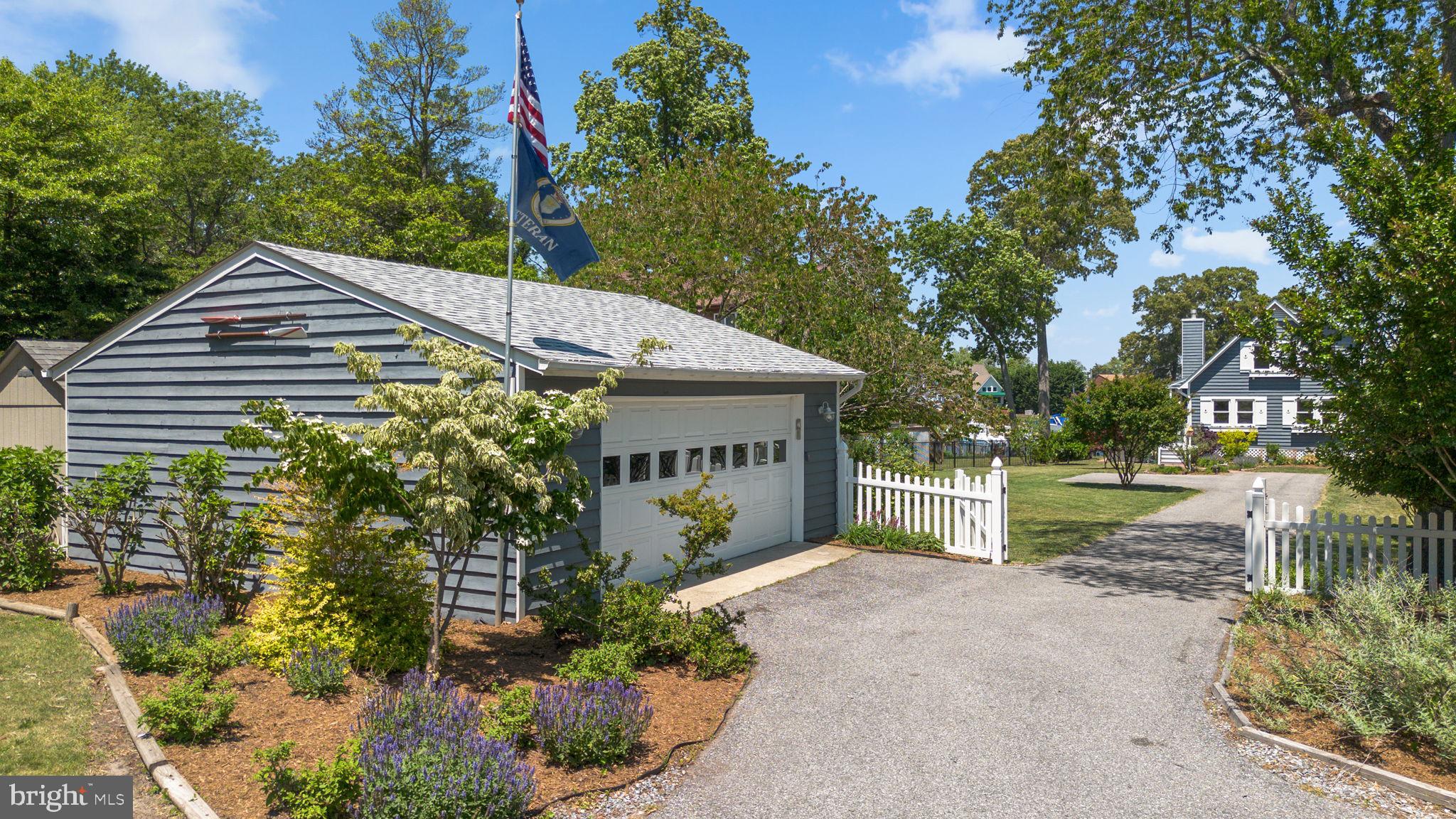 SHORE ACRES - Residential