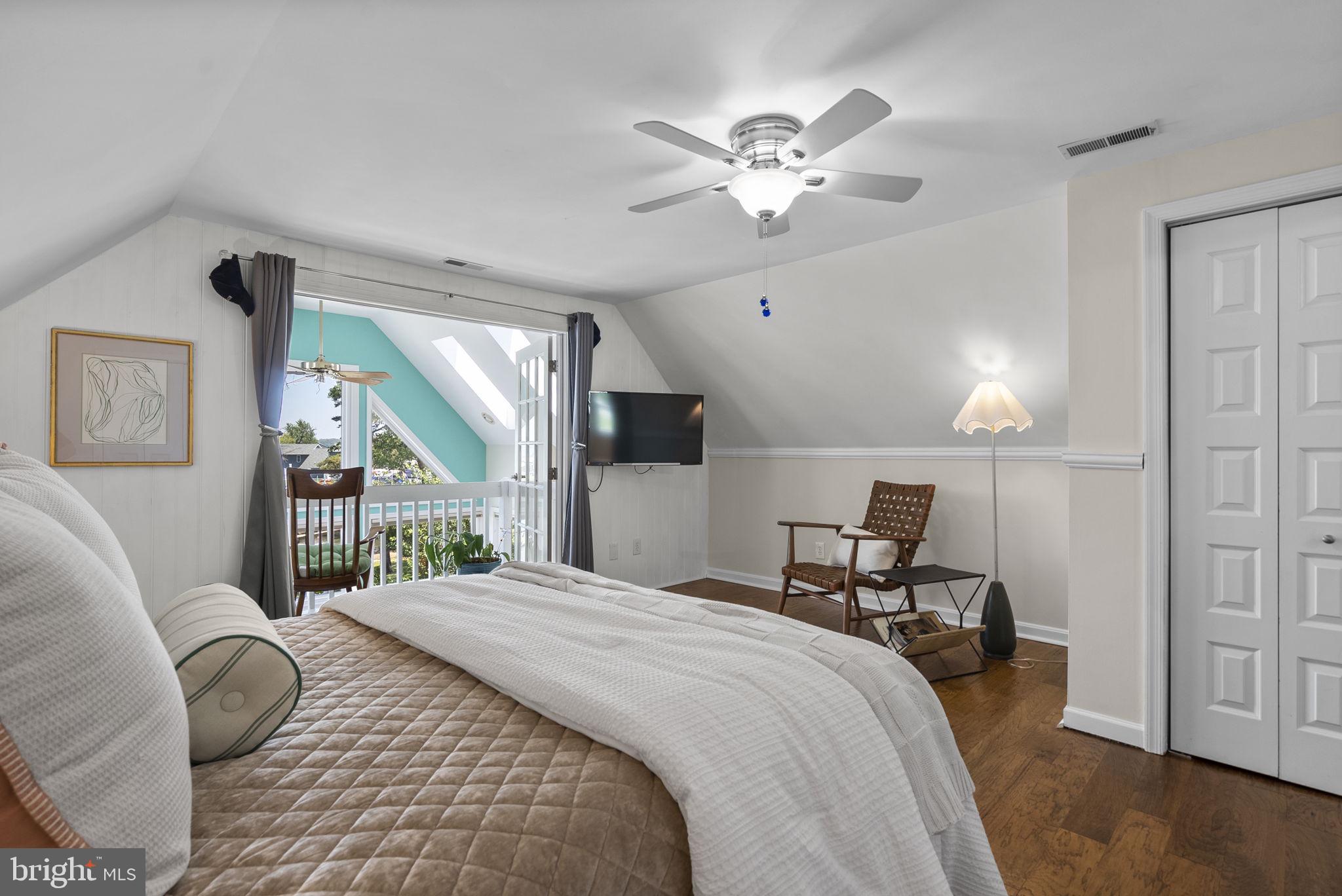 SHORE ACRES - Residential