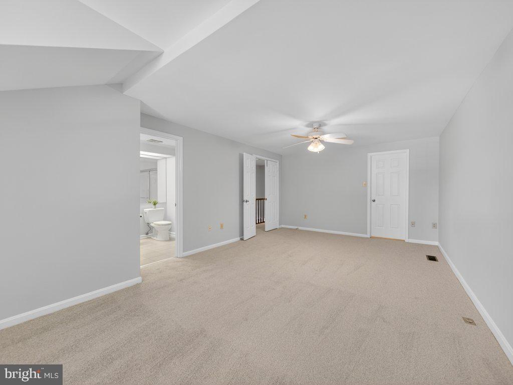 LONGMEAD - Residential
