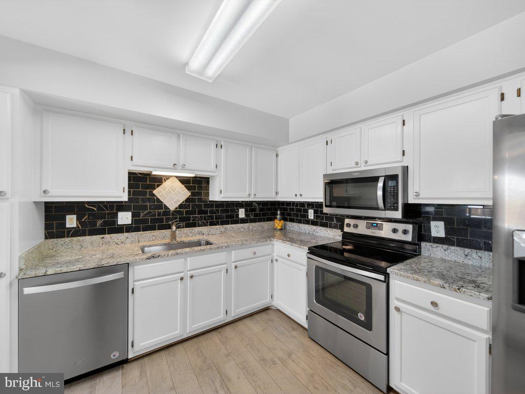 LONGMEAD - Residential