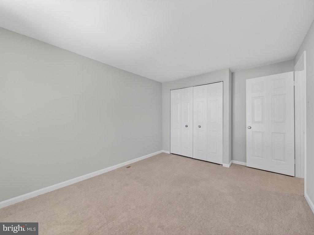LONGMEAD - Residential