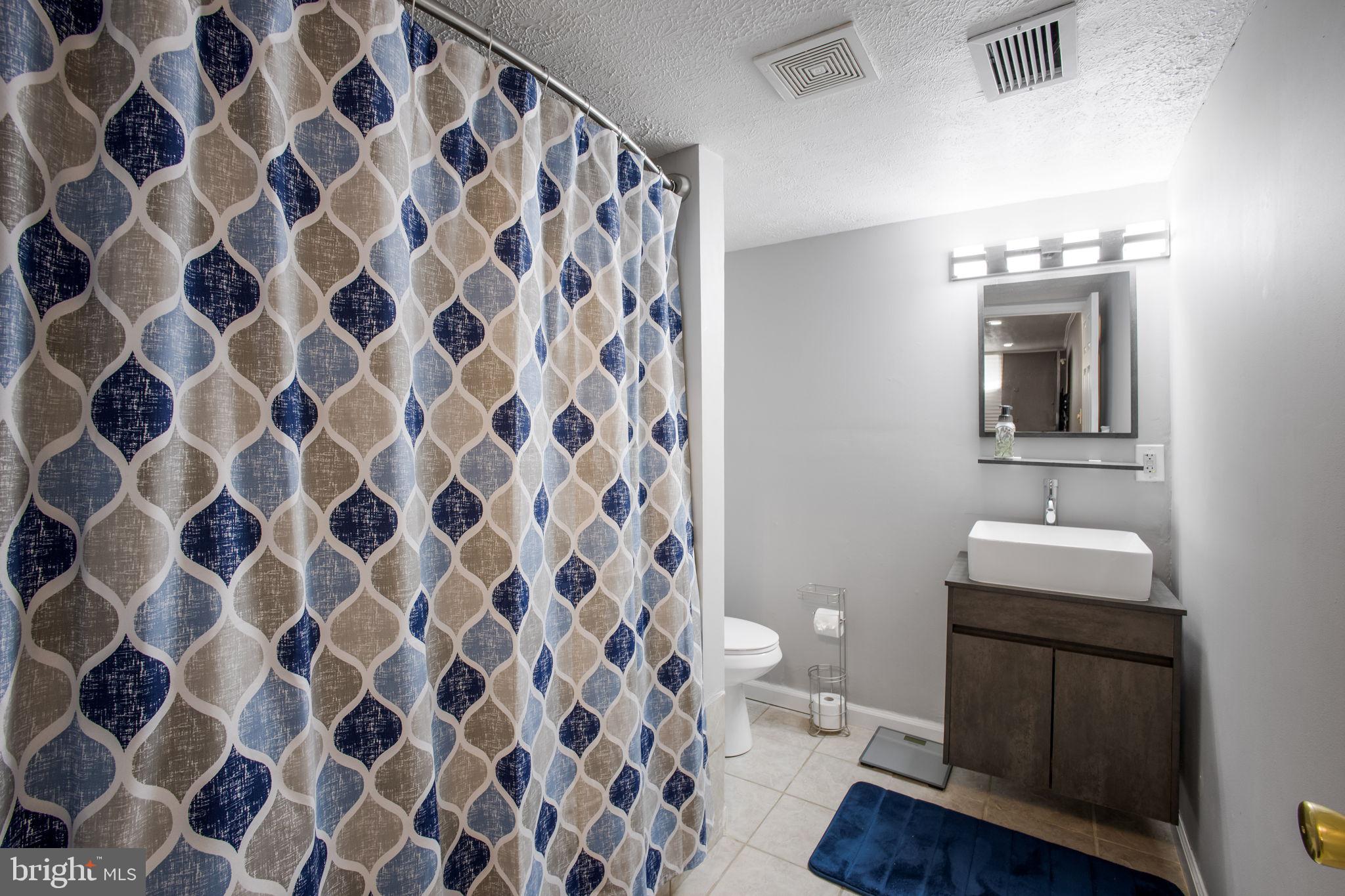 GLENN DALE ESTATES - Residential