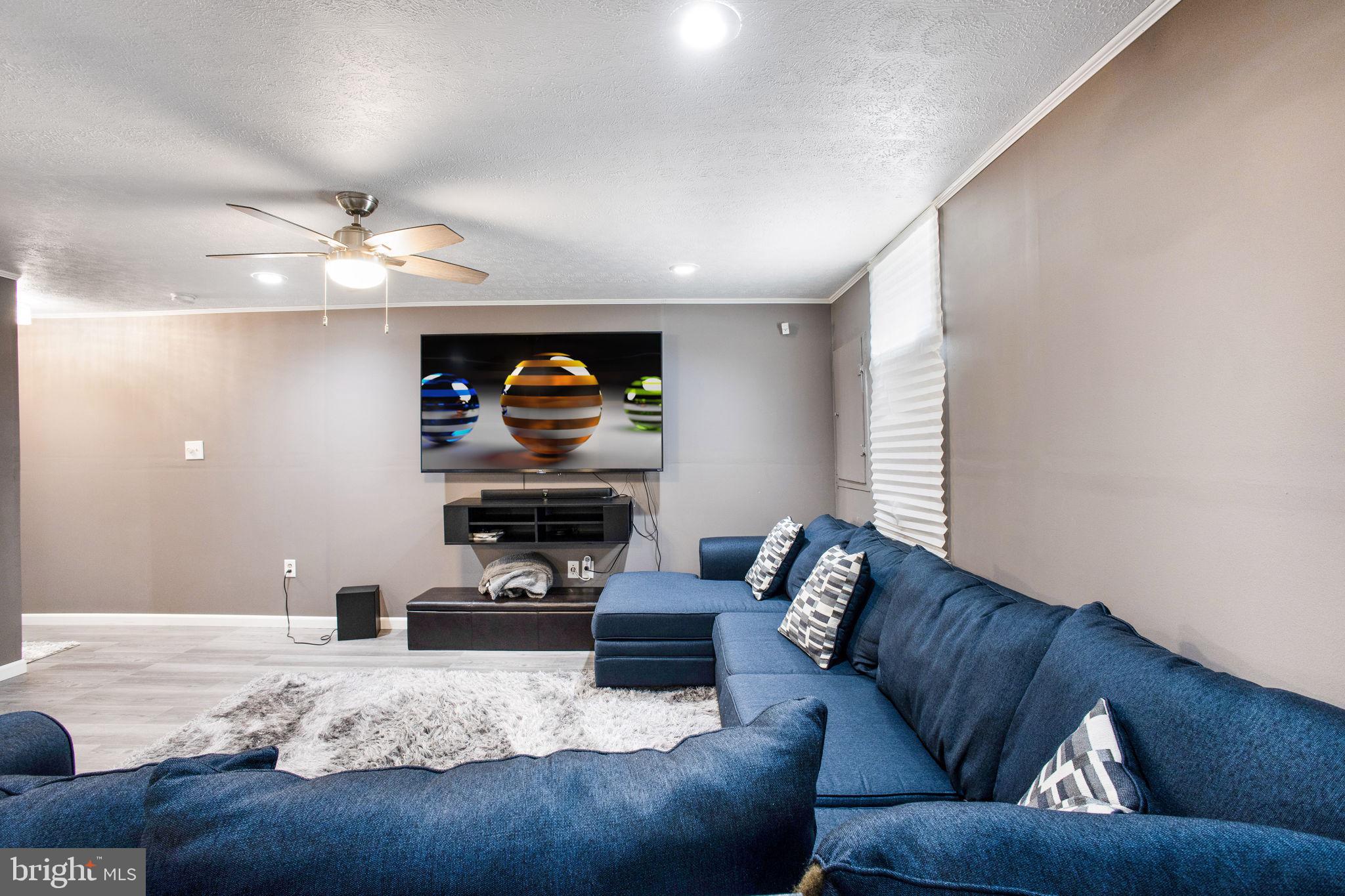 GLENN DALE ESTATES - Residential