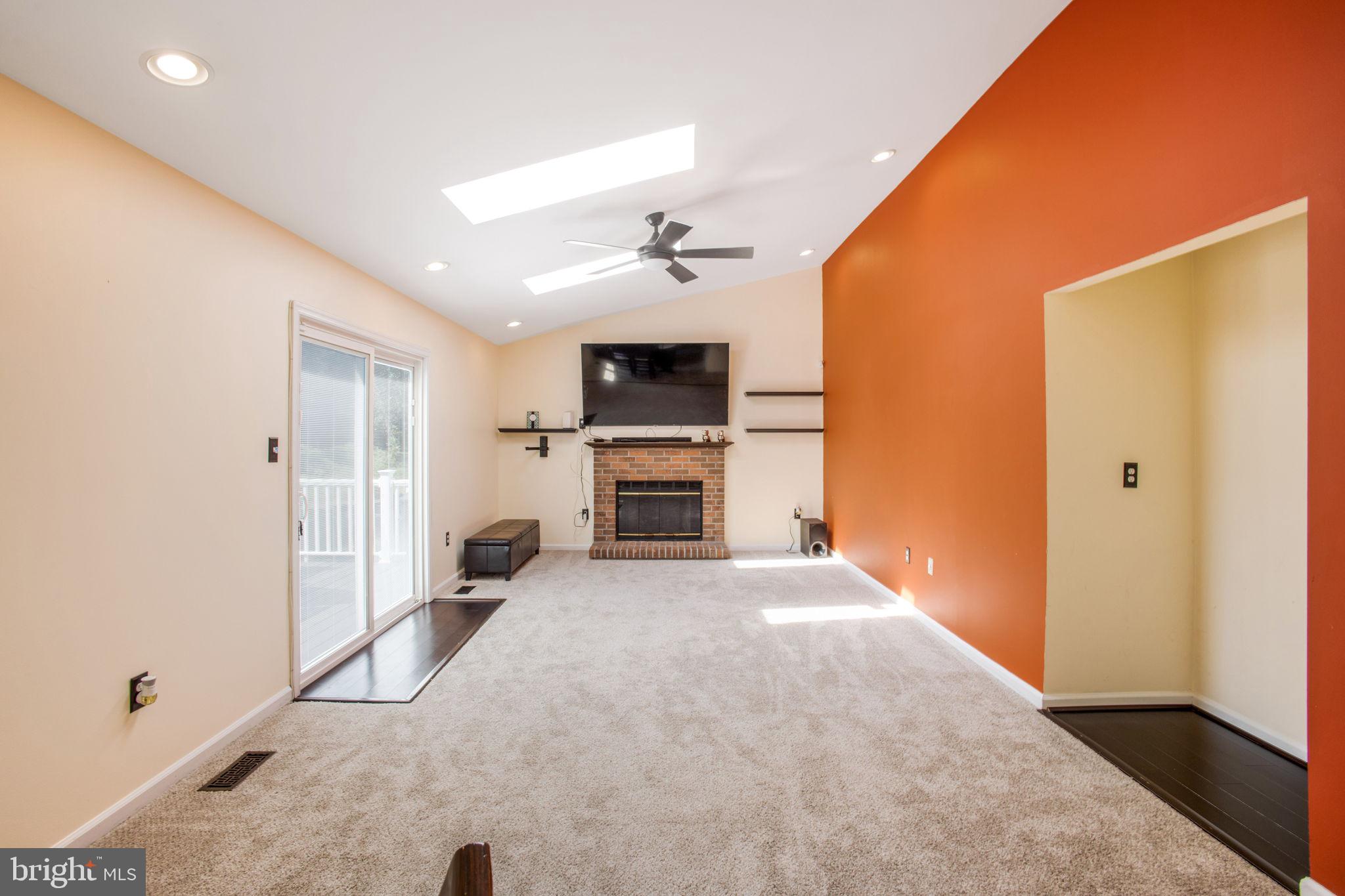 GLENN DALE ESTATES - Residential