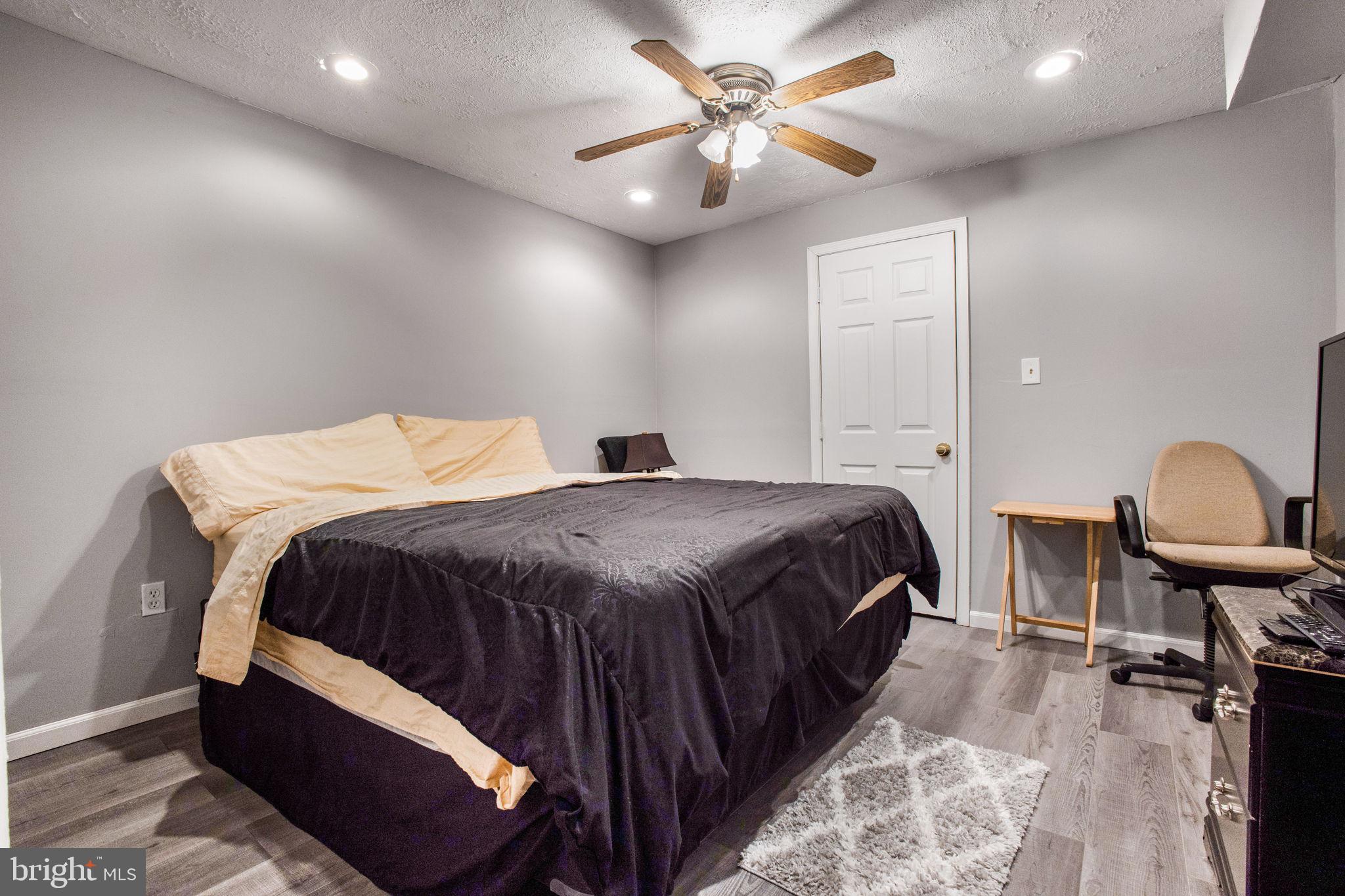 GLENN DALE ESTATES - Residential