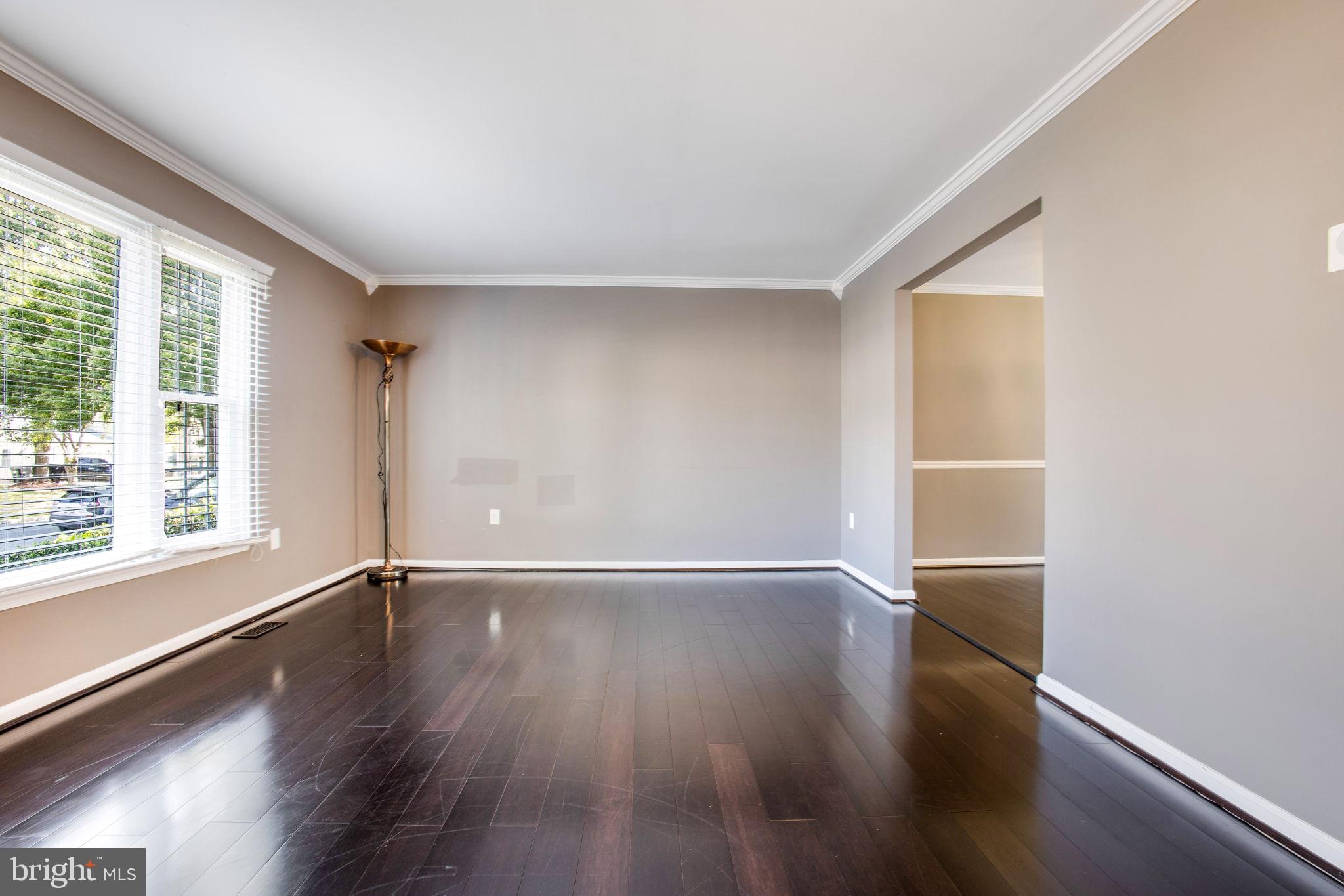 GLENN DALE ESTATES - Residential