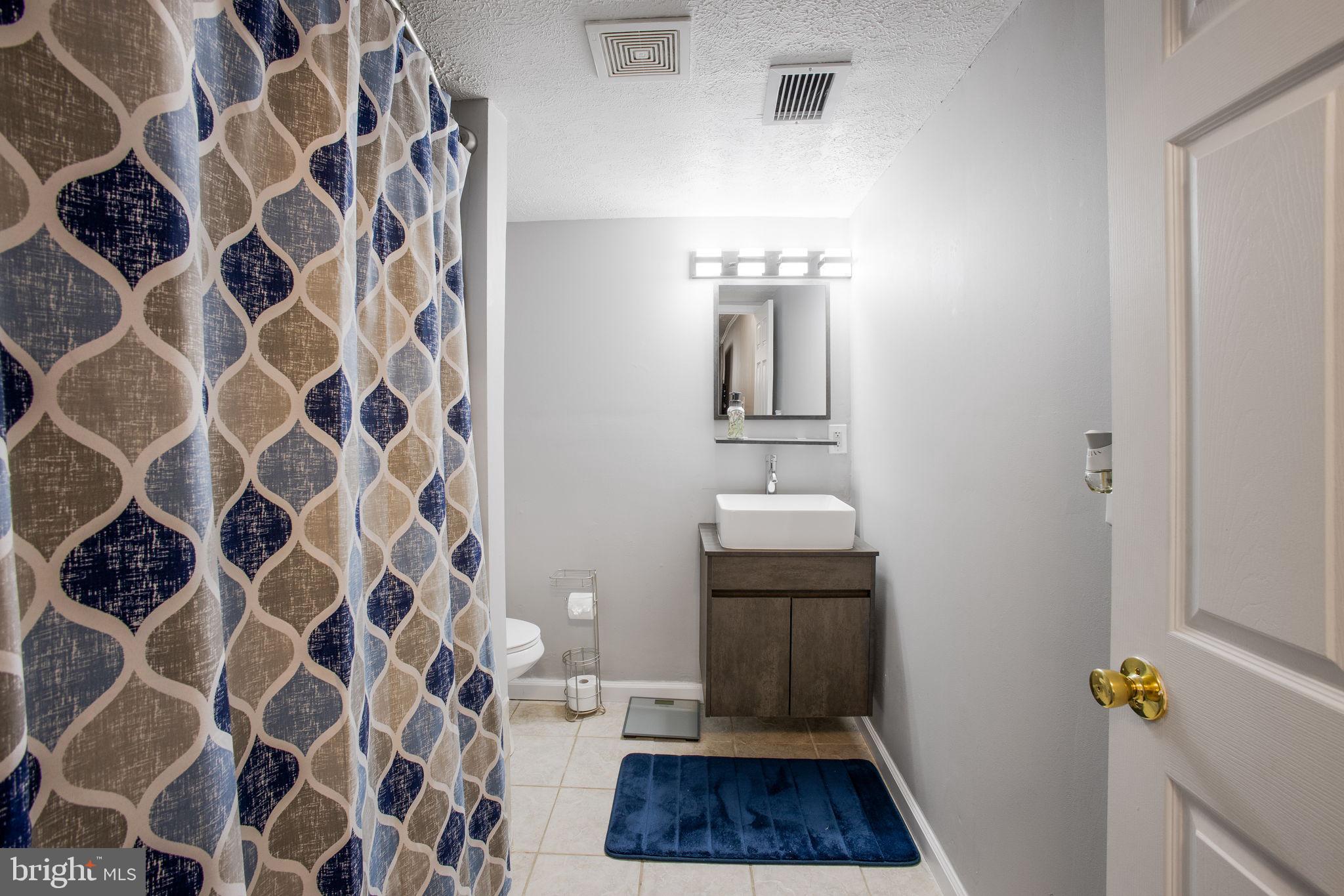 GLENN DALE ESTATES - Residential