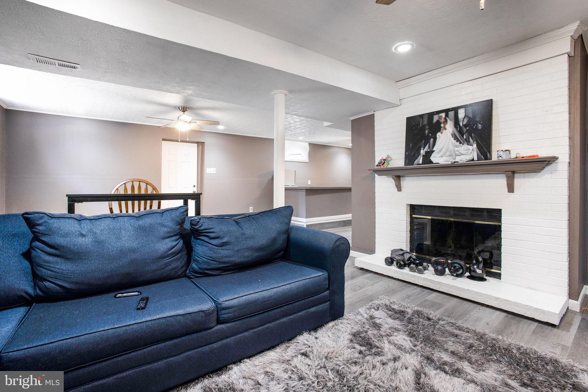 GLENN DALE ESTATES - Residential