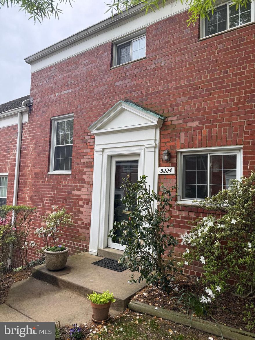 The 2-bedroom, 2-level townhome you've been waiting for! Nestled off Valley Drive on a beautiful courtyard setting, this Washington model home boasts everything you've been dreaming of in a rental home. A large, tranquil brick patio for entertaining, luxurious hardwoods and renovations throughout. Updated bathroom w/heated floors, state of the art, opened up kitchen includes; stone countertops, gorgeous wooden cabinetry, stainless steel fridge w/ice maker, gas stove, dish washer, built-in microwave, and new garbage disposal! Full size washer and dryer in upstairs linen closet. Ready for immediate occupancy.

Pets OK case-by-case w/$500 refundable pet deposit & $50/mo. pet rent