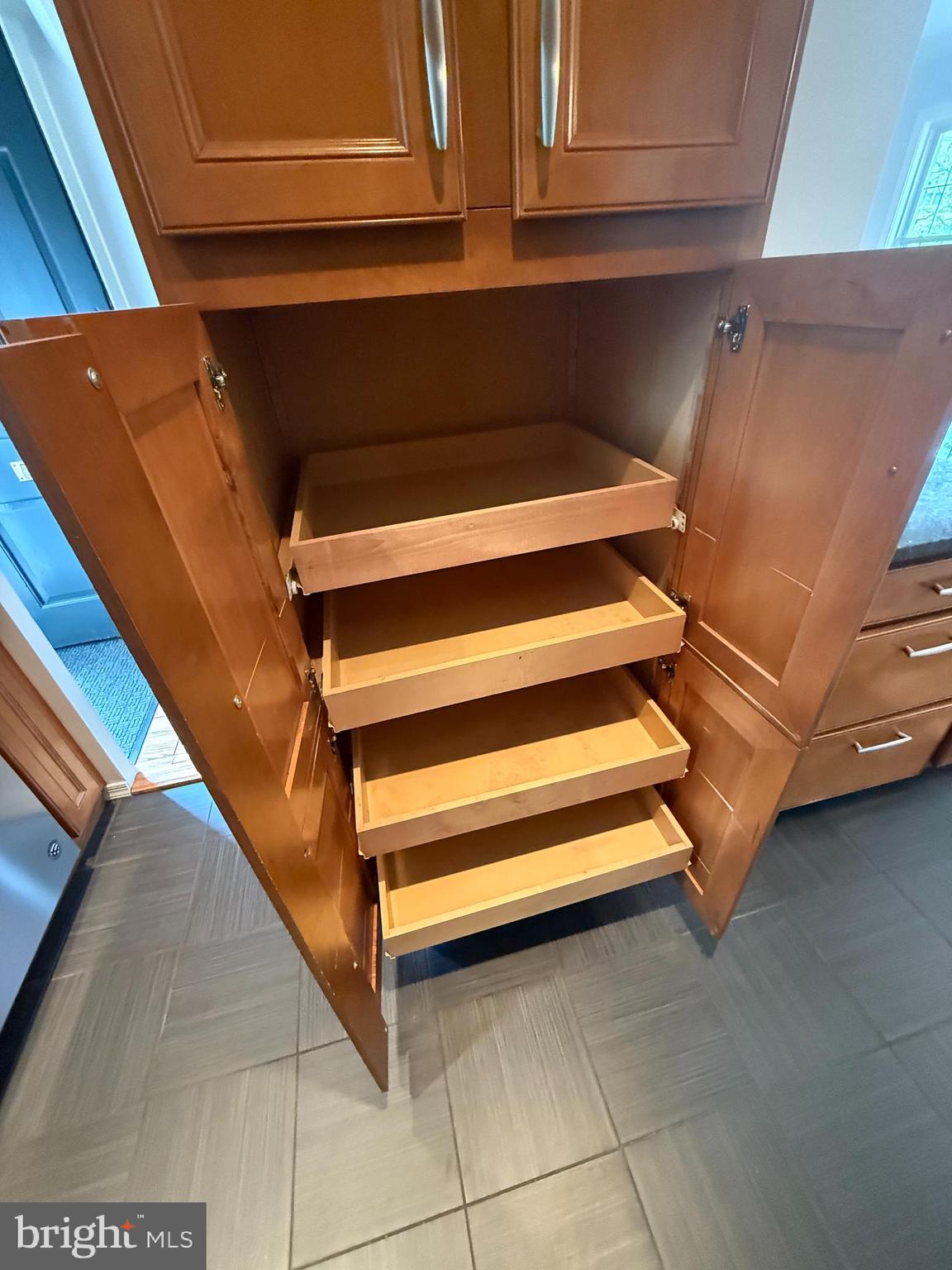 PARKFAIRFAX - Residential Lease