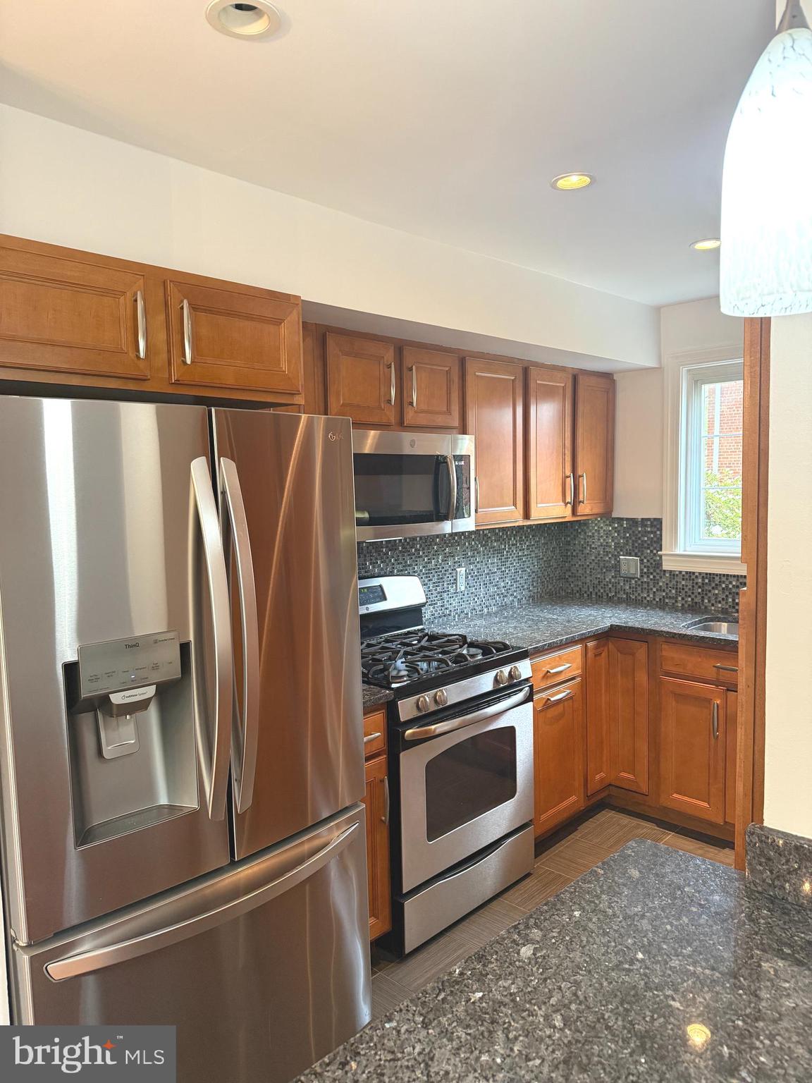 PARKFAIRFAX - Residential Lease